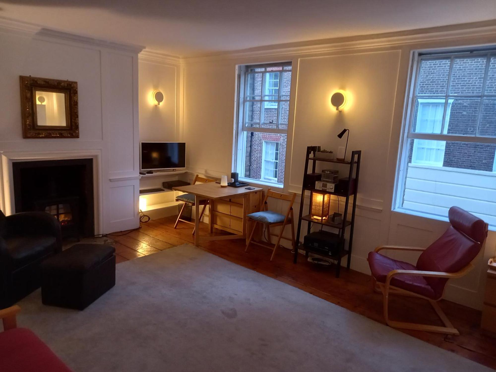 Large Bright Soho Flat With Large Terrace Apartment *