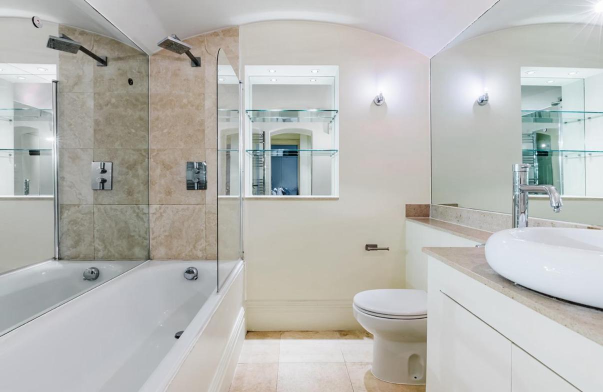 Apartment In Mayfer *