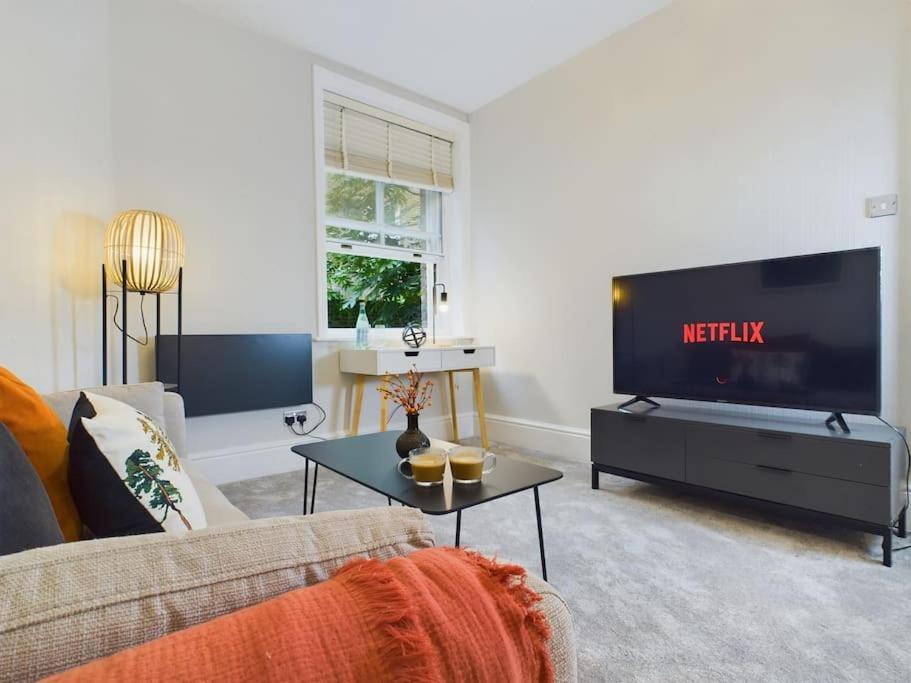1 Bed West Kensington Appartement Londen
