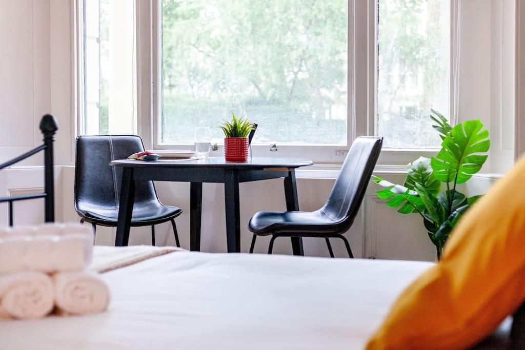 Apartment Bayswater Bliss