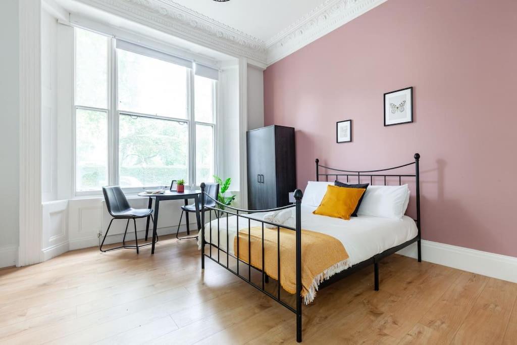 Bayswater Bliss * London