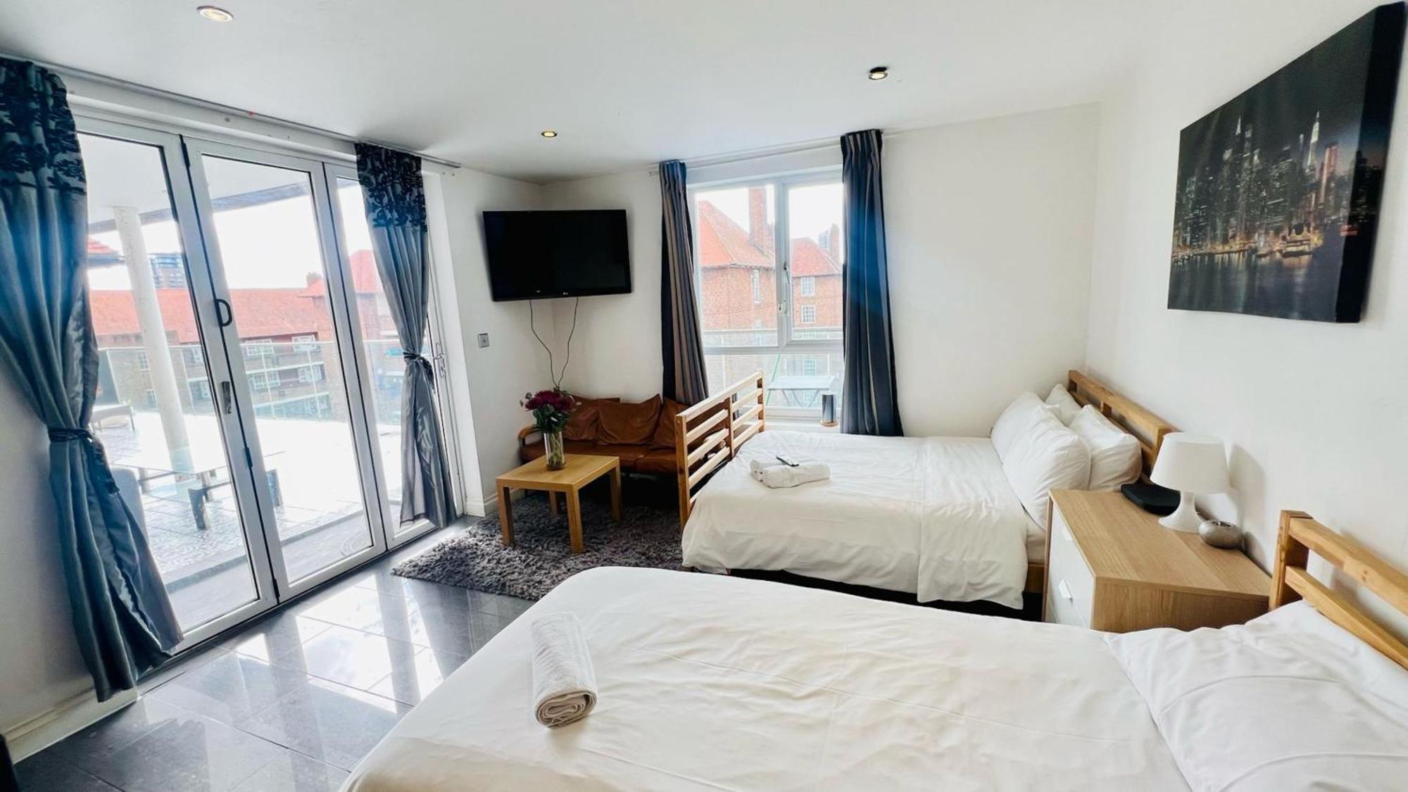 View Sunset Luxurious In Zone-1 Including One Family Twin With Its Own Stunning Private Terrace *