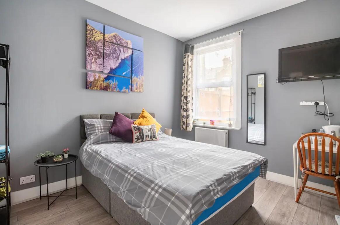 Hatton Homes - Thackeray Avenue *