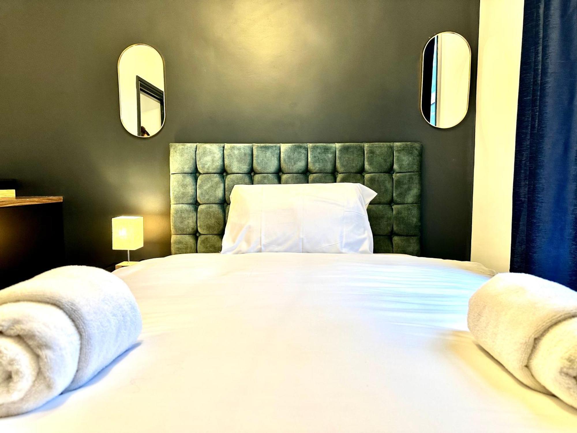 G Eighty Four Lejlighedshotel *