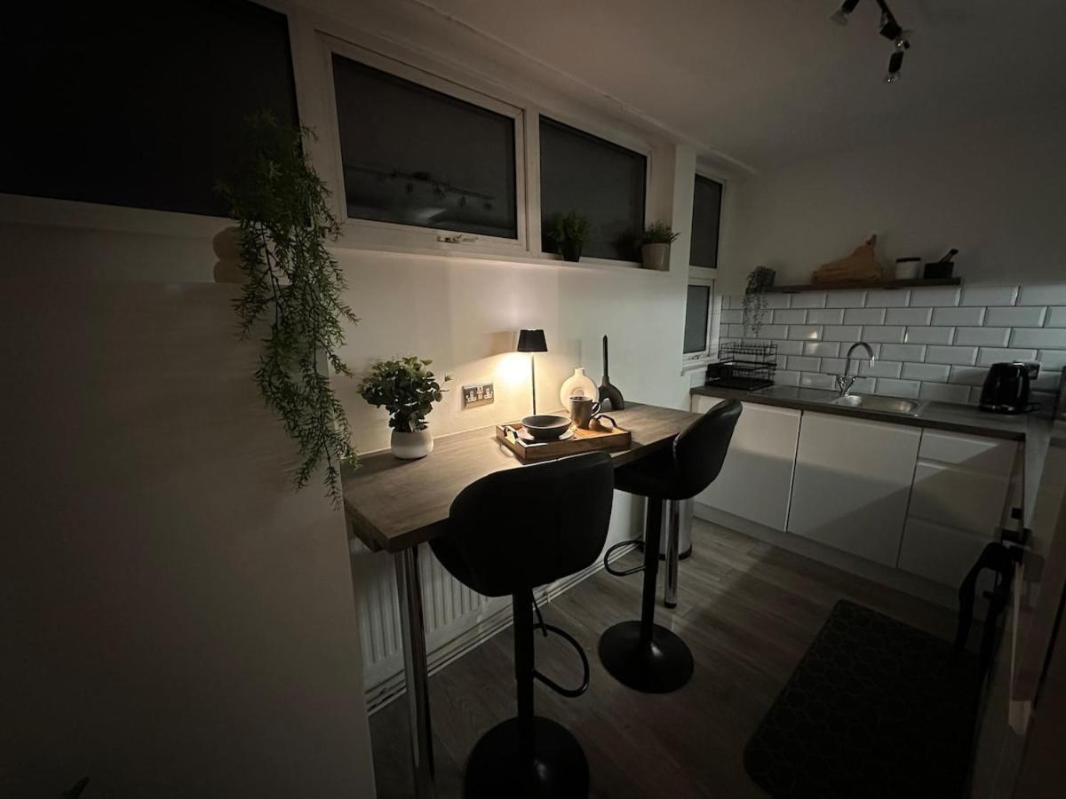 Spacious And Modern Flat In Archway * Londen
