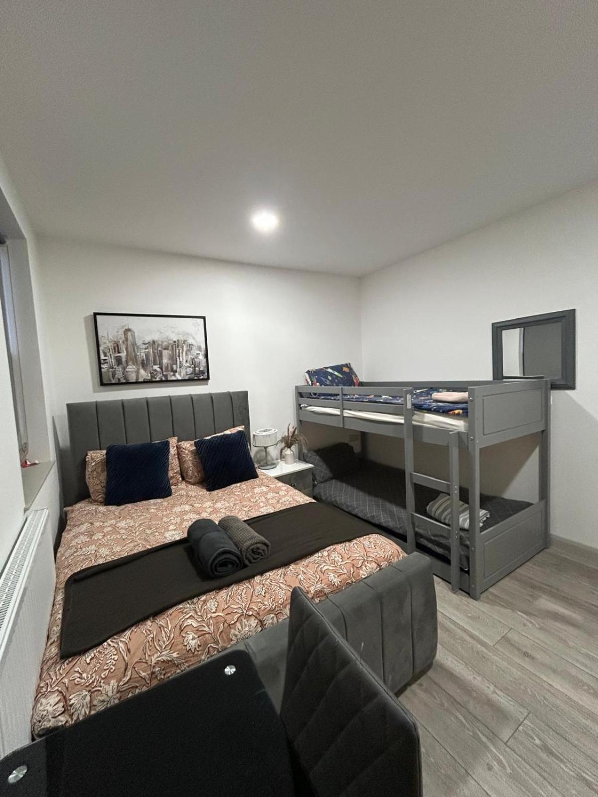 Luxury 1 Bedroom With Open Plan Kitchen For 6 Person In London! E1 London