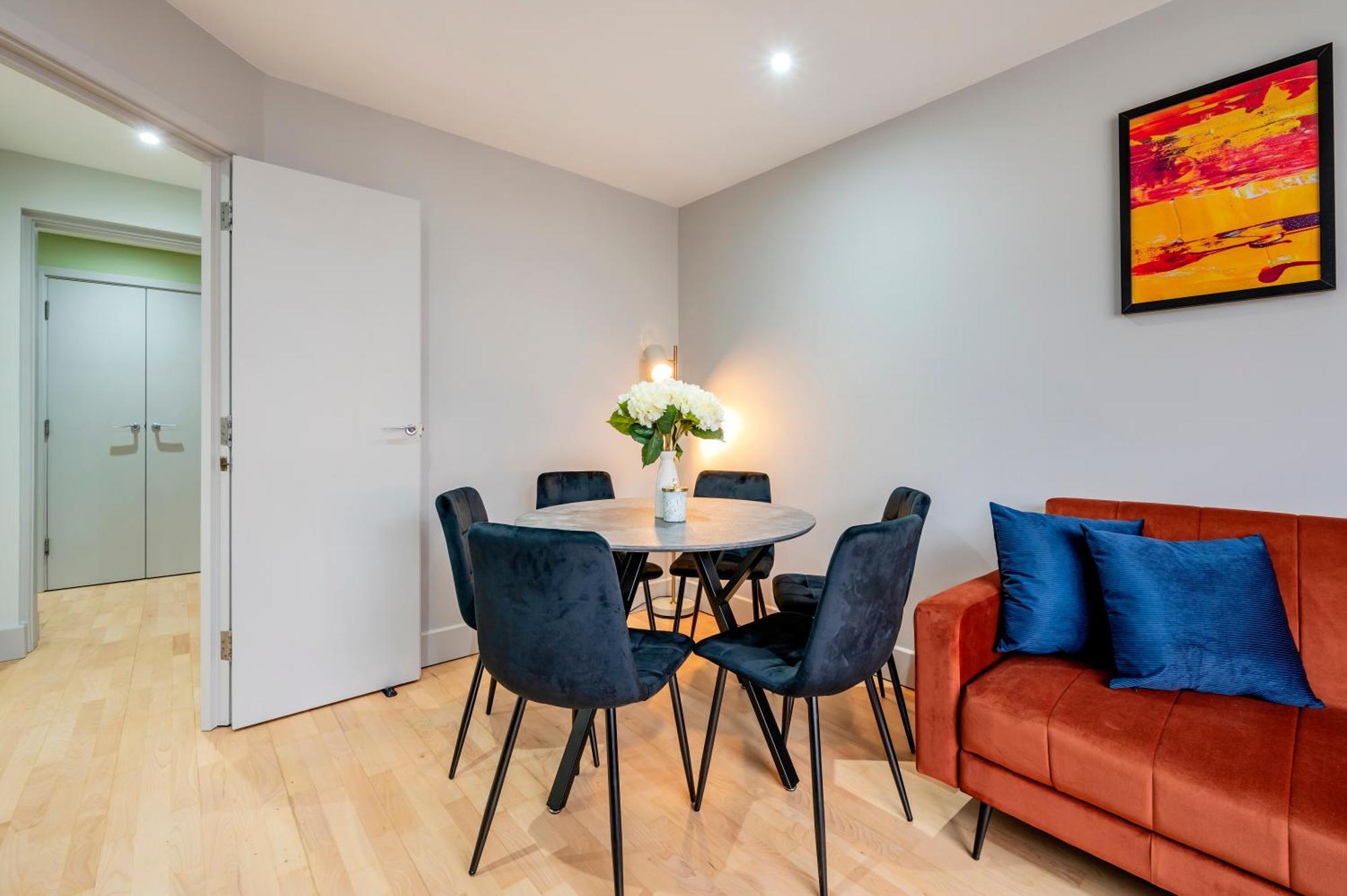 Welcome The Garrick Apartment