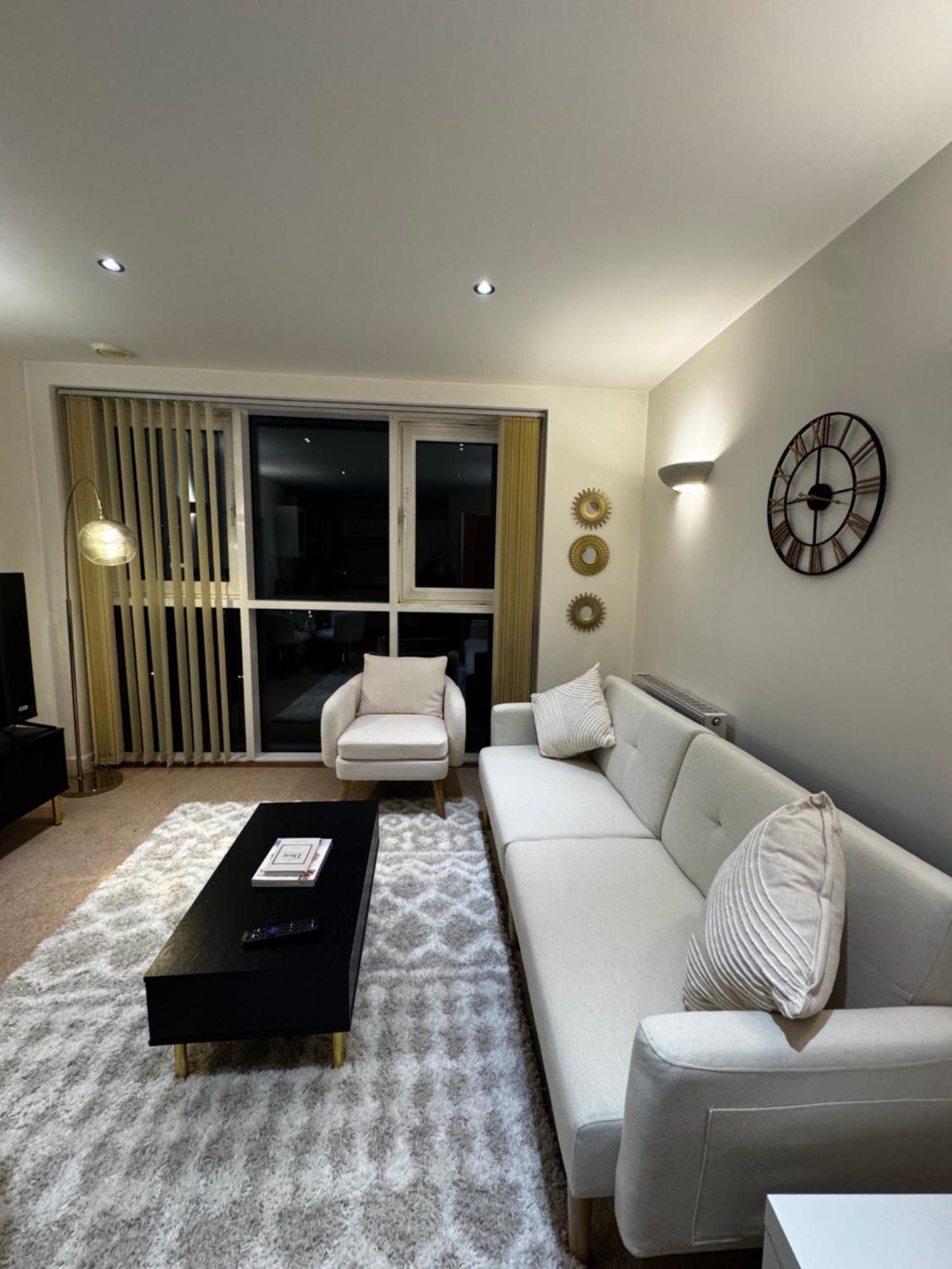 Entire Flat Excel, Ifs Clouds, O2 Arena, City Airport Londres