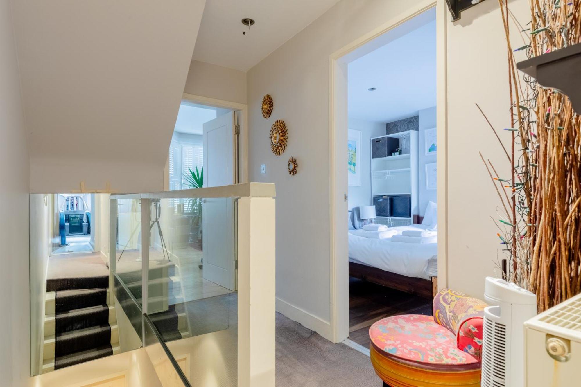 Stylish 2bd Flat In Hammersmith W Private Balcony Leilighet London