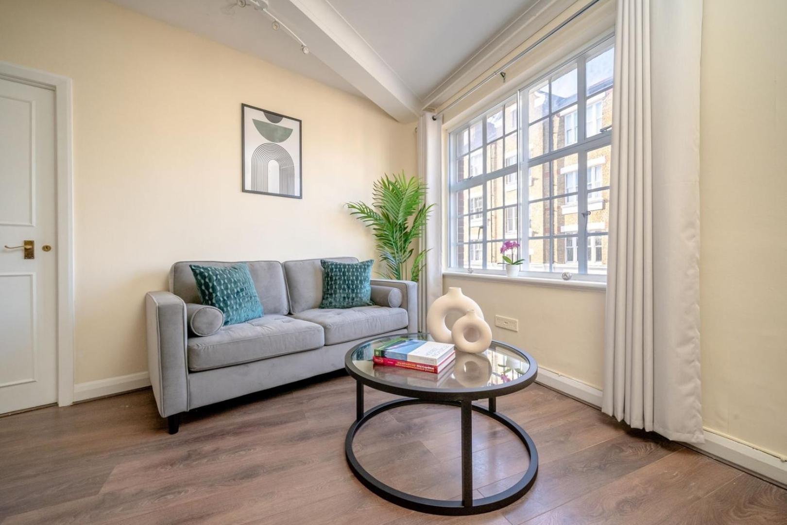 Appartement Bnbnook - Charming 1-bed Flat Near Big Ben & Buckingham Palace Londen