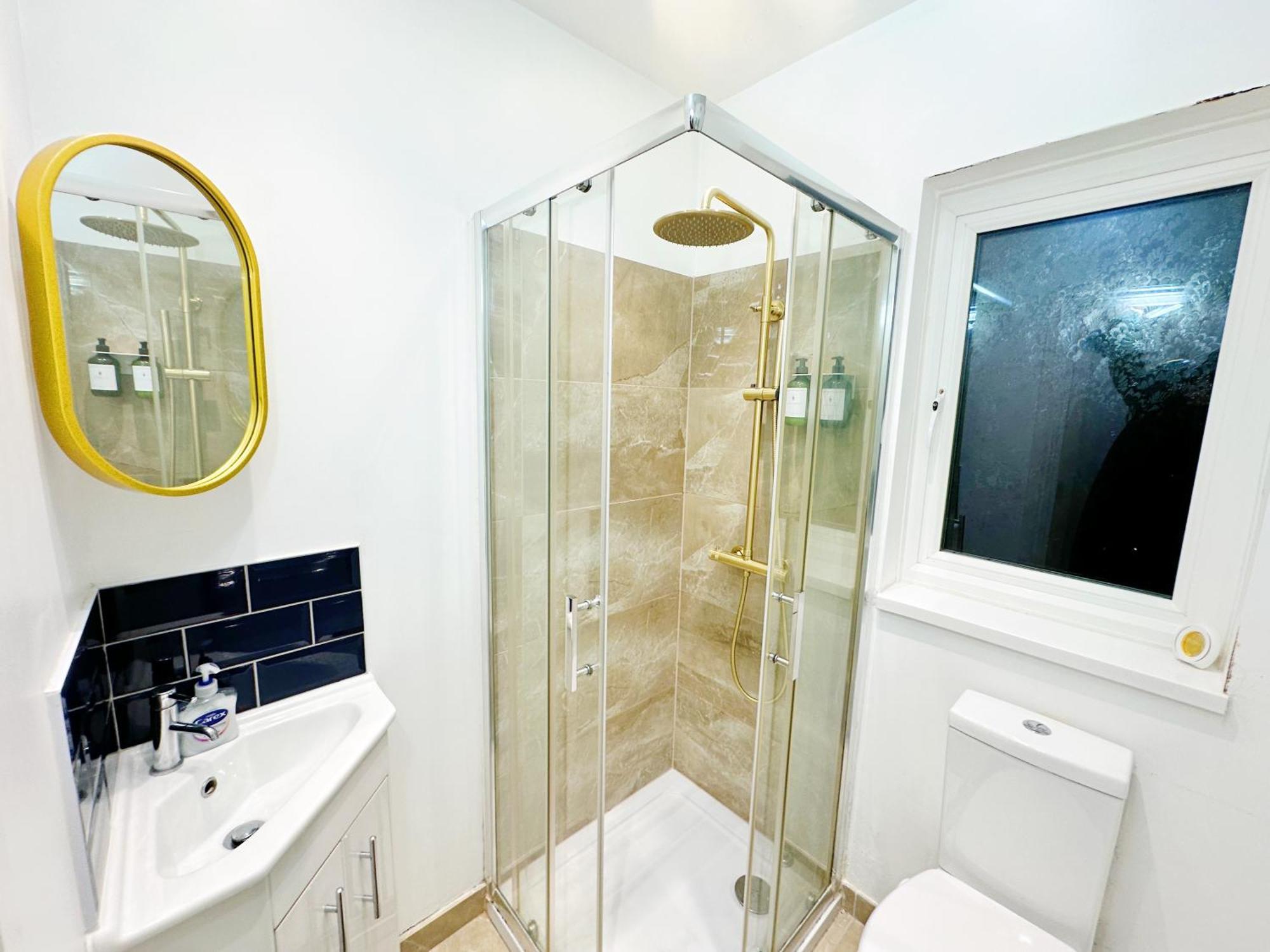 Stylish Kennington Near Tube With King Bed And Garden * Londen