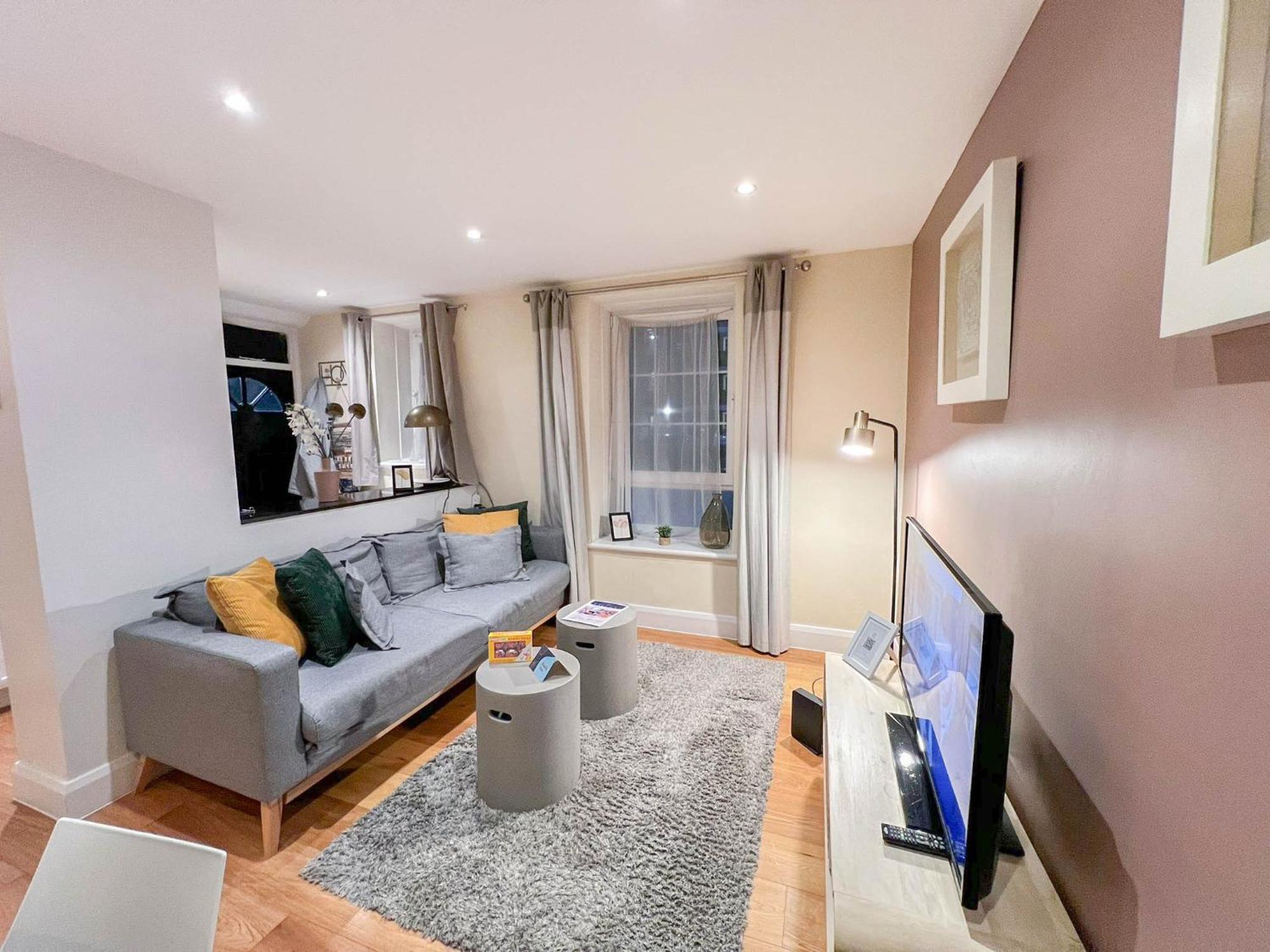 Apartment Chic 2-bedroom Flat In Vauxhall Near The Oval