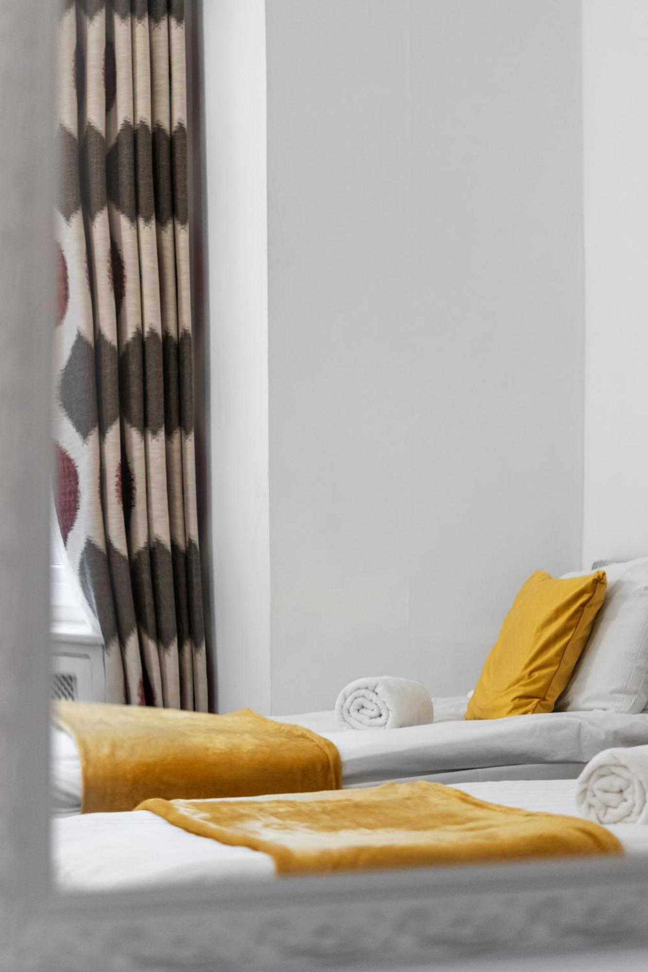 Old Elegant 2-bedroom On Marylebone High Street