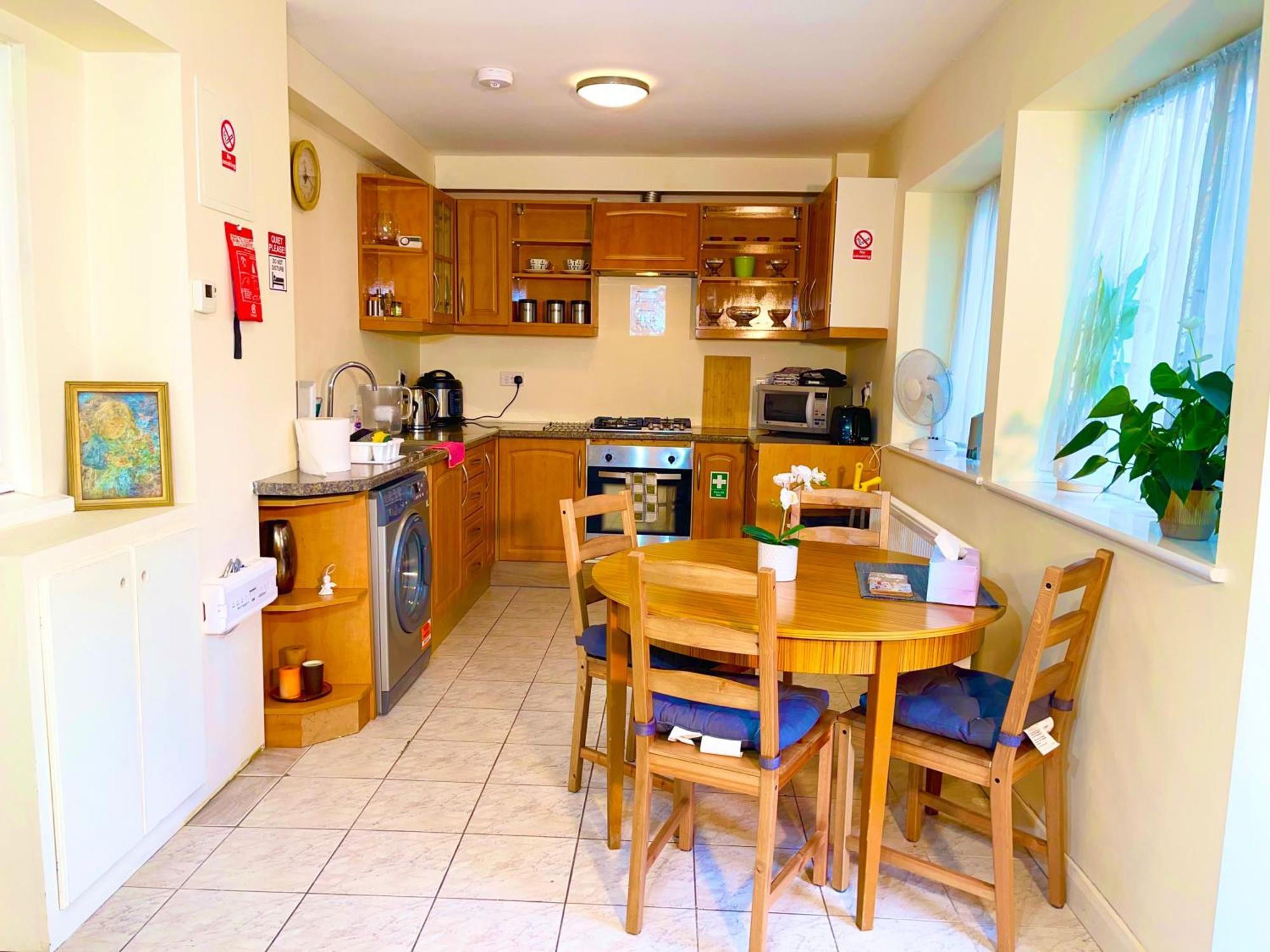Appartamento 2 Bed Studio-free Parking-pet Friendly-garden Londra
