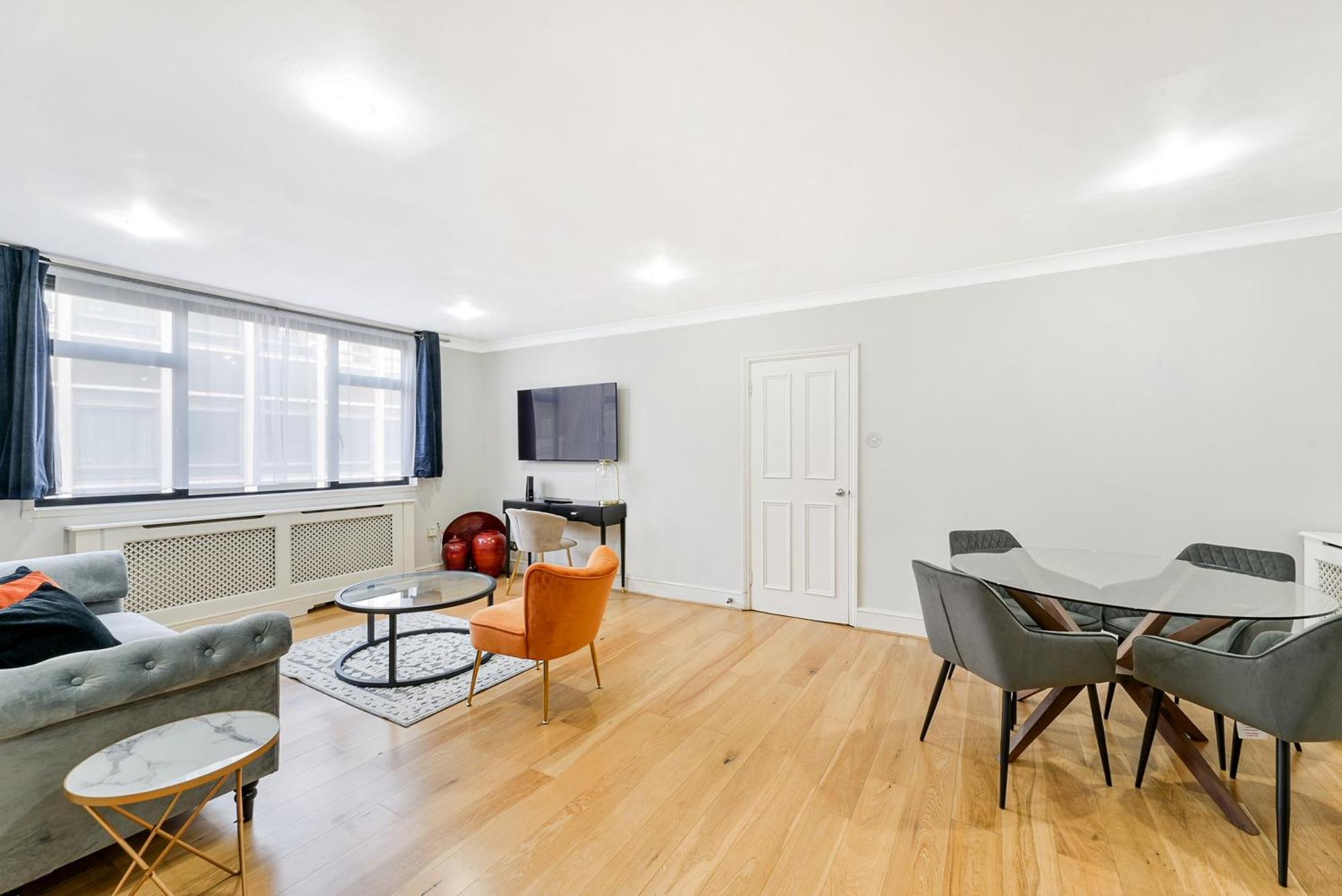 Avari - Princeton Collection Londen