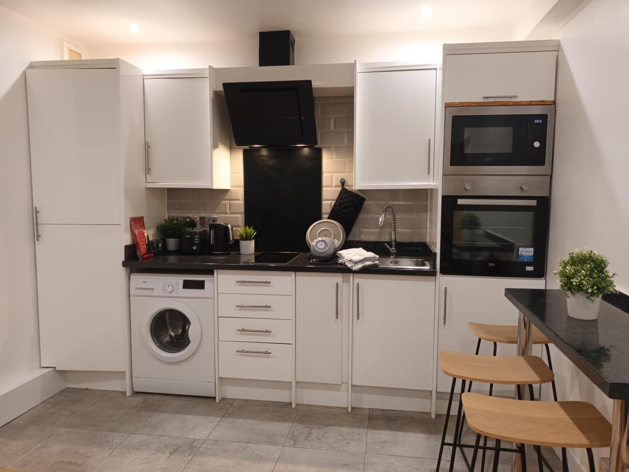 Good Charming Apartment London
