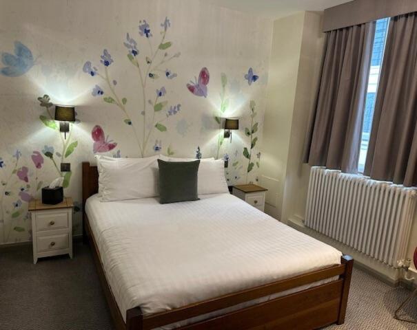 Inn The Fitzrovia Belle 4*