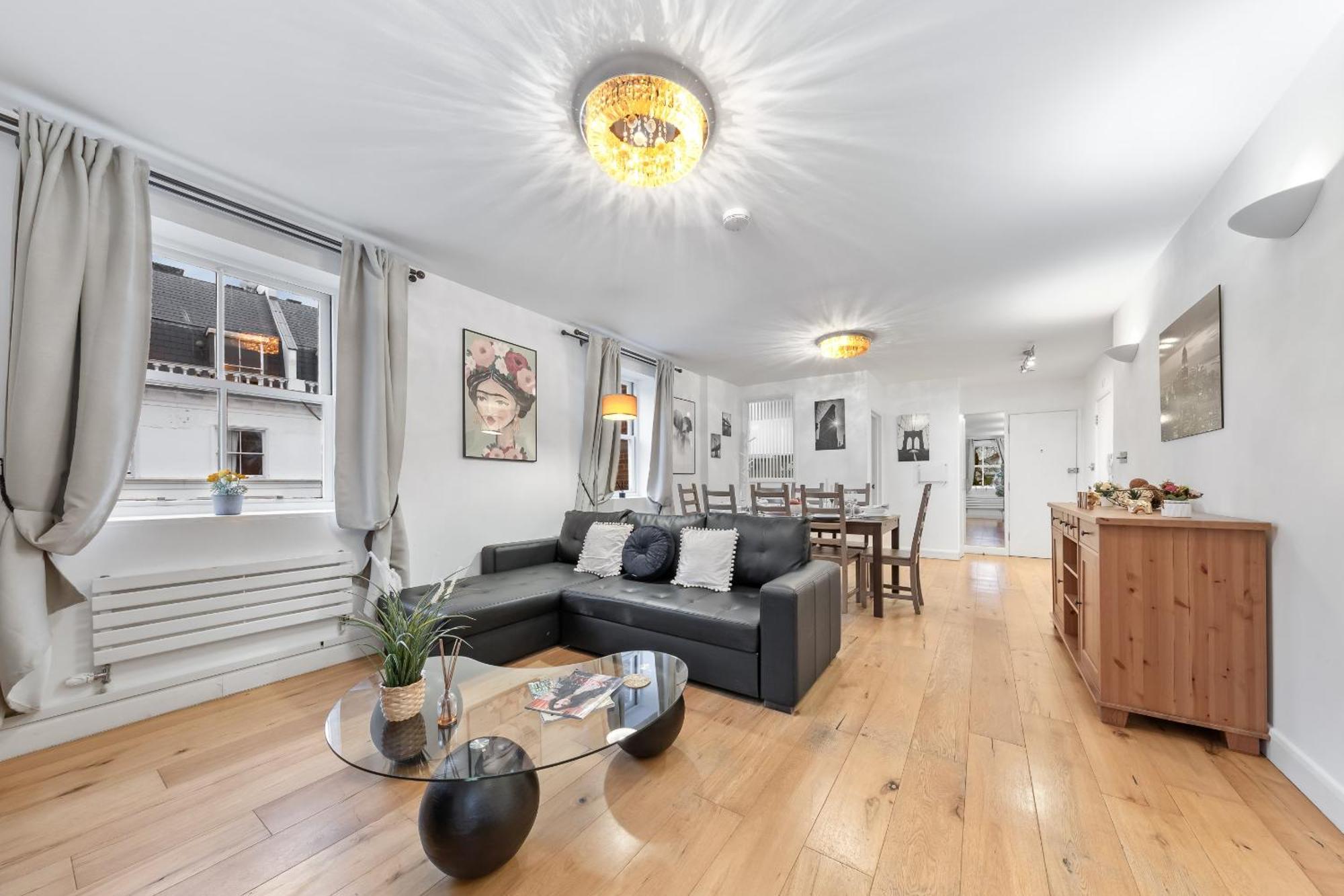 Charming By Hyde Park Apartment London