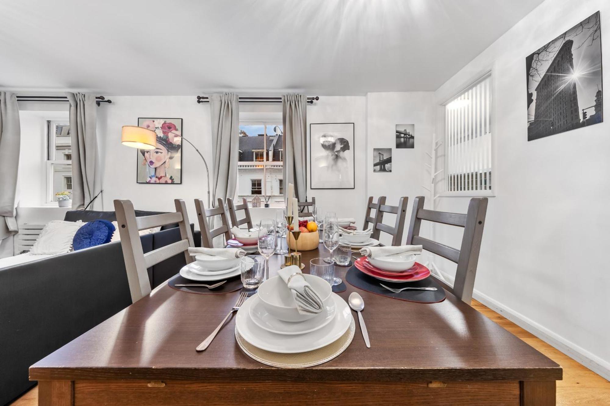 Charming By Hyde Park London