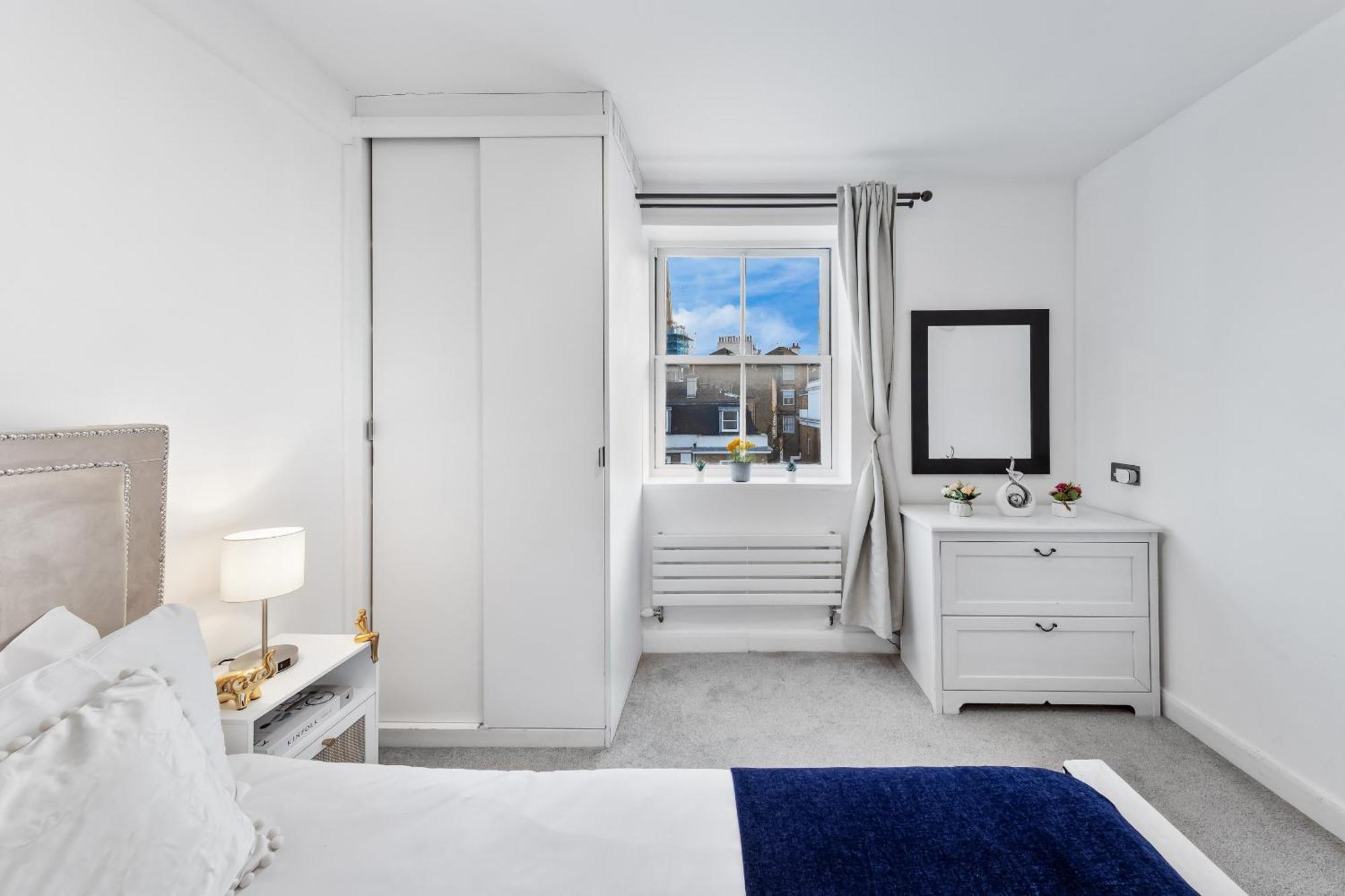 Charming By Hyde Park * London