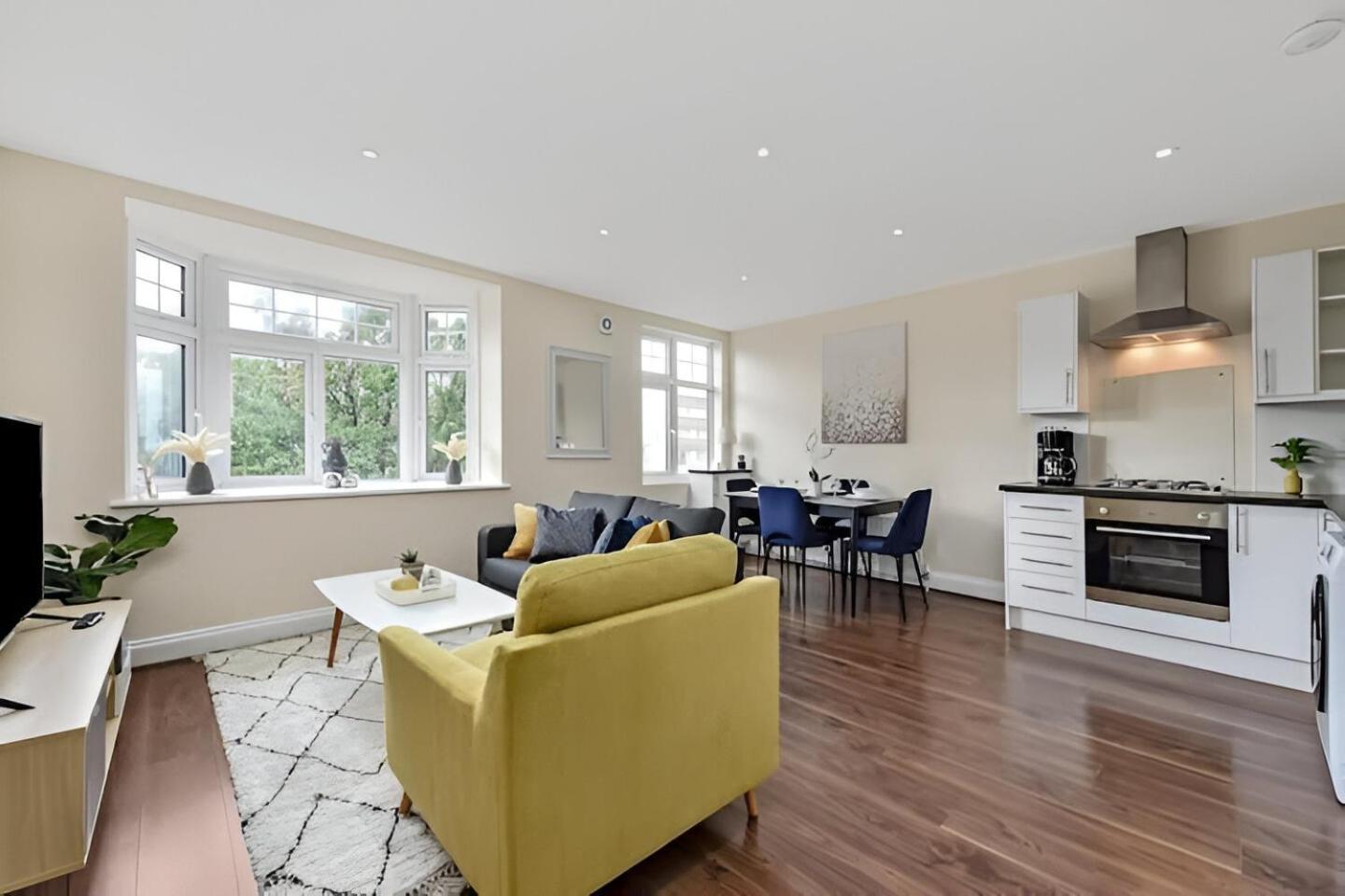 Lovely Family Flat With Excellent Transport Links Appartamento