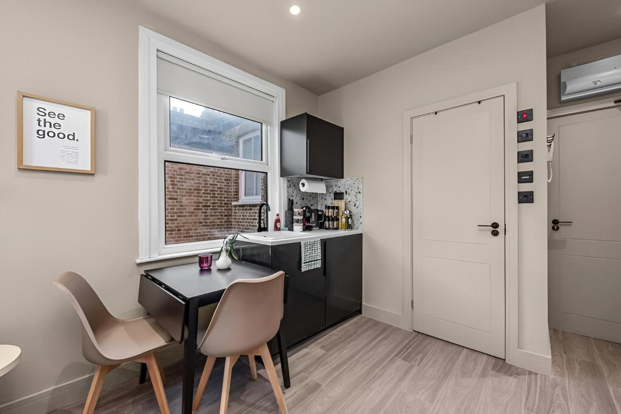 Lejlighed Boutique Sanctuary With Bespoke Kitchenette London