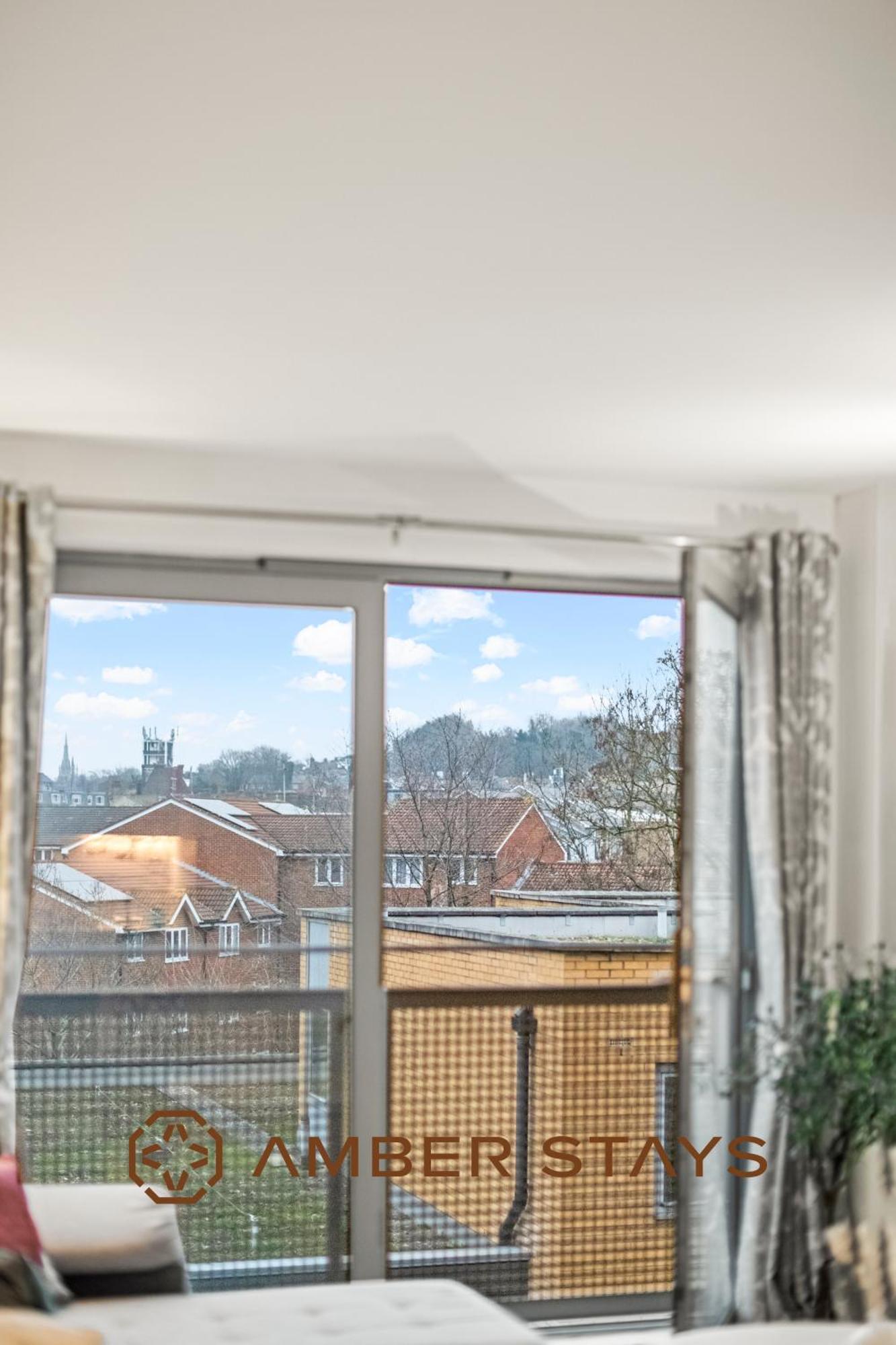 Apartment Modern 2 Bed In Greenwich, Perfect For Business & Contractors With Free Parking London