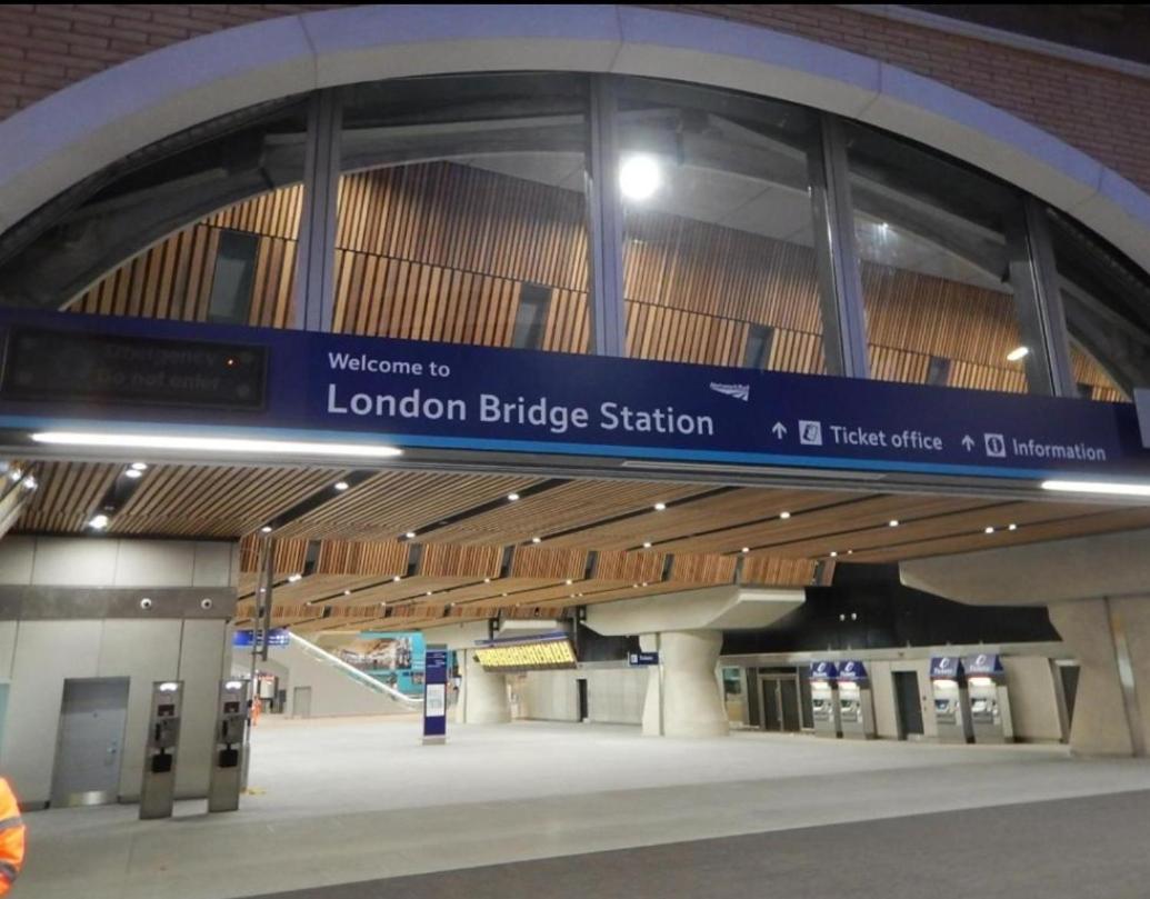 Contemporary 1-bedroom Near Tower Bridge & Bridge -ideal For Extended London