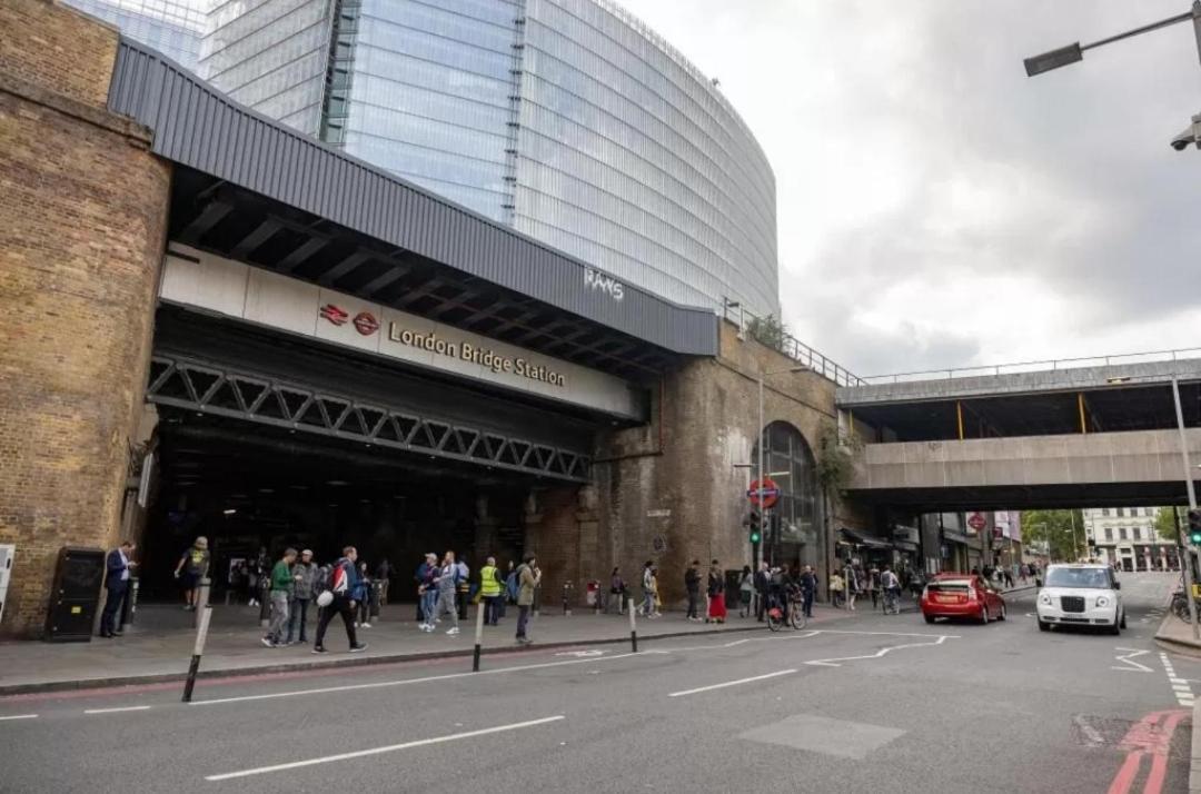 Contemporary 1-bedroom Near Tower Bridge & Bridge -ideal For Extended Apartment London