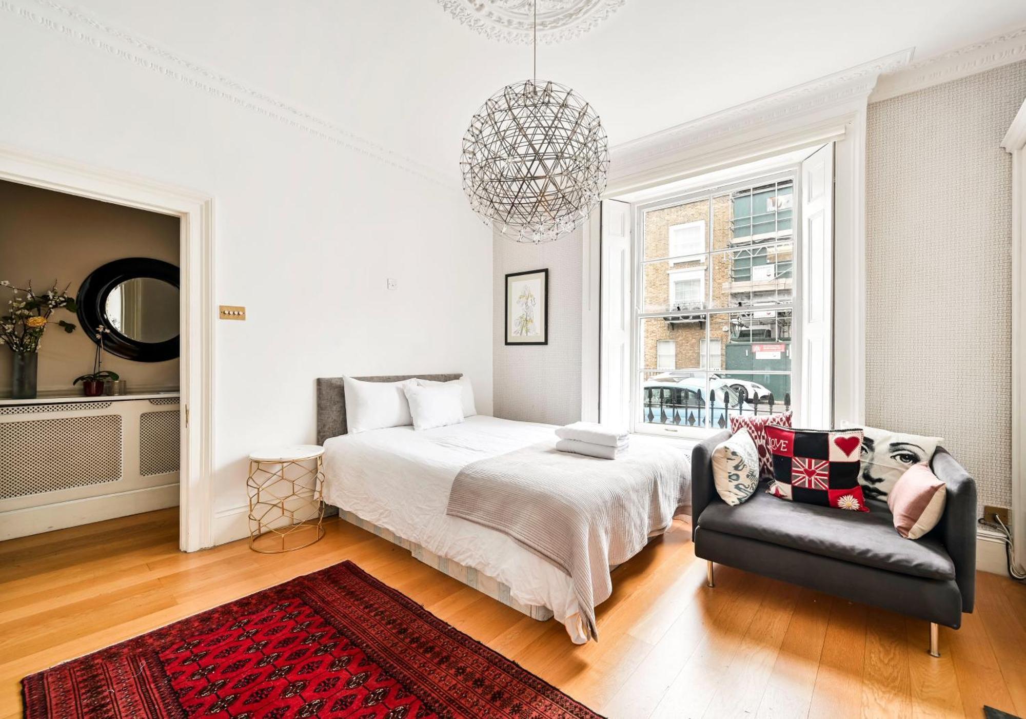 Classic Knightsbridge Townhouse Ferienhaus *