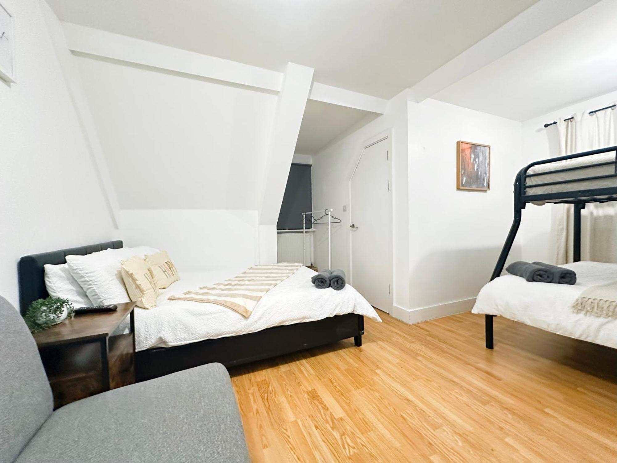 Wembley Stadium Rooms, 12mins * Londres