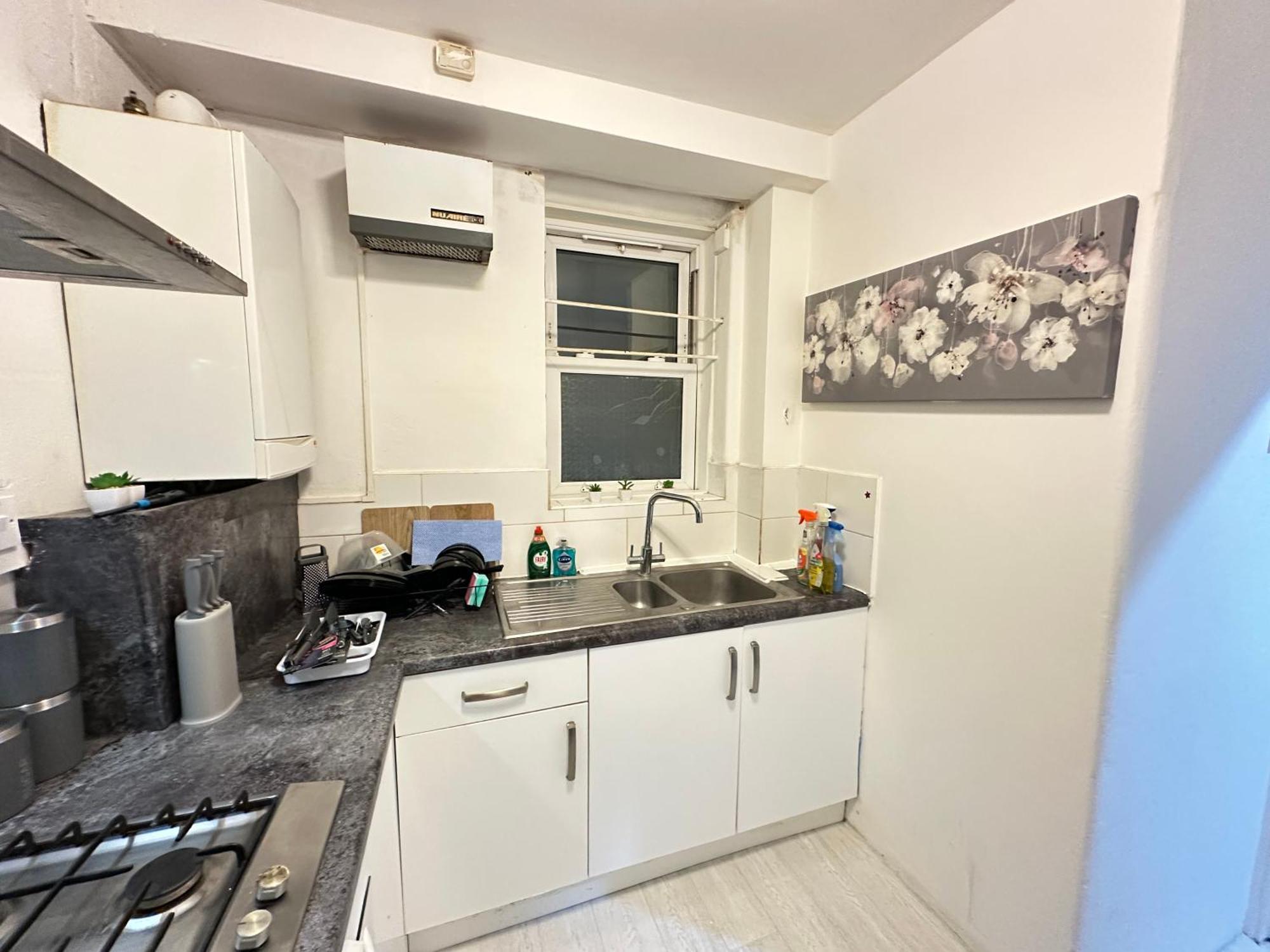 Flat In Aldgate East, Apartment *