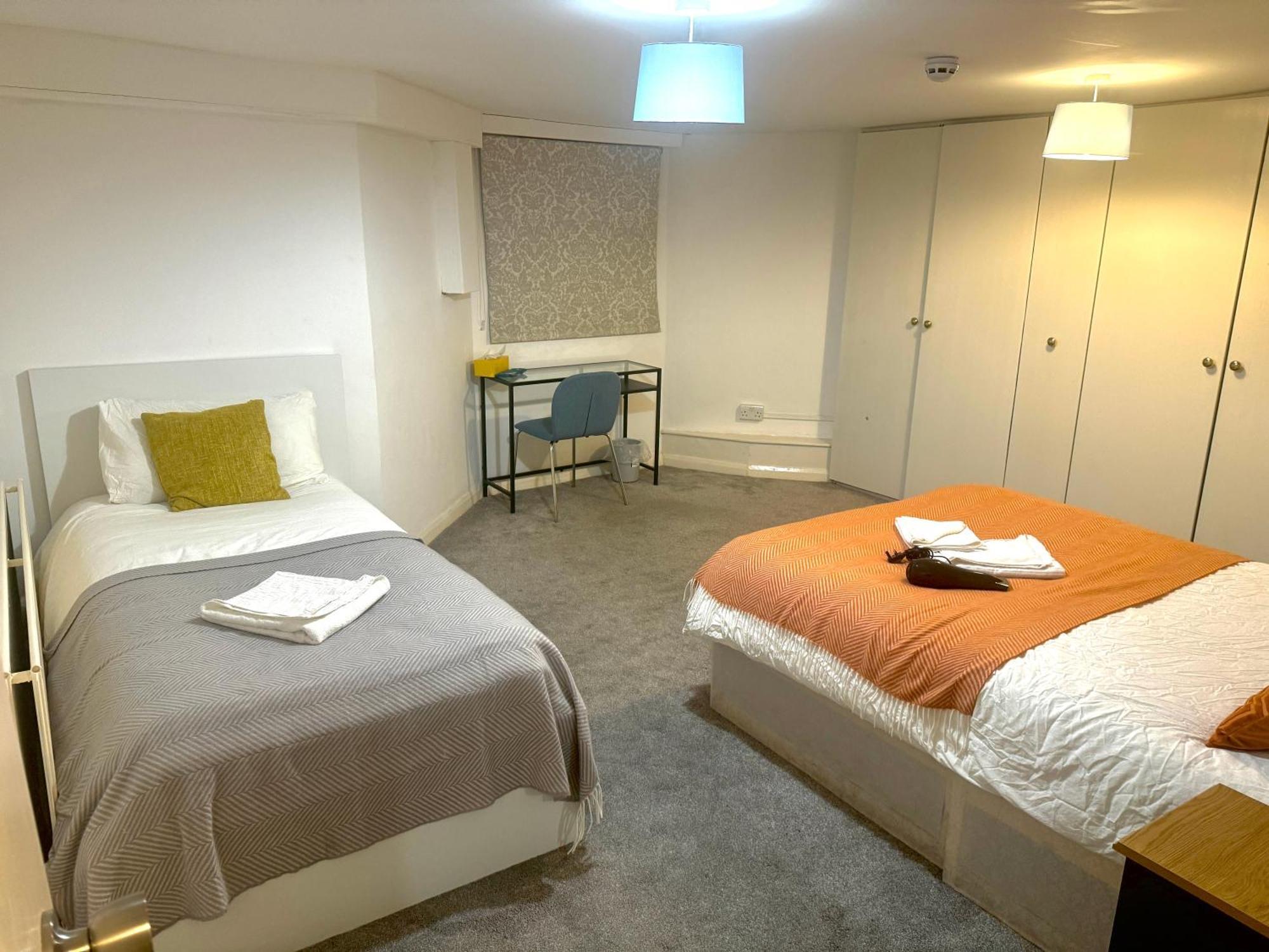 Private Bedrooms In Finsbury Park Station Alloggio in famiglia