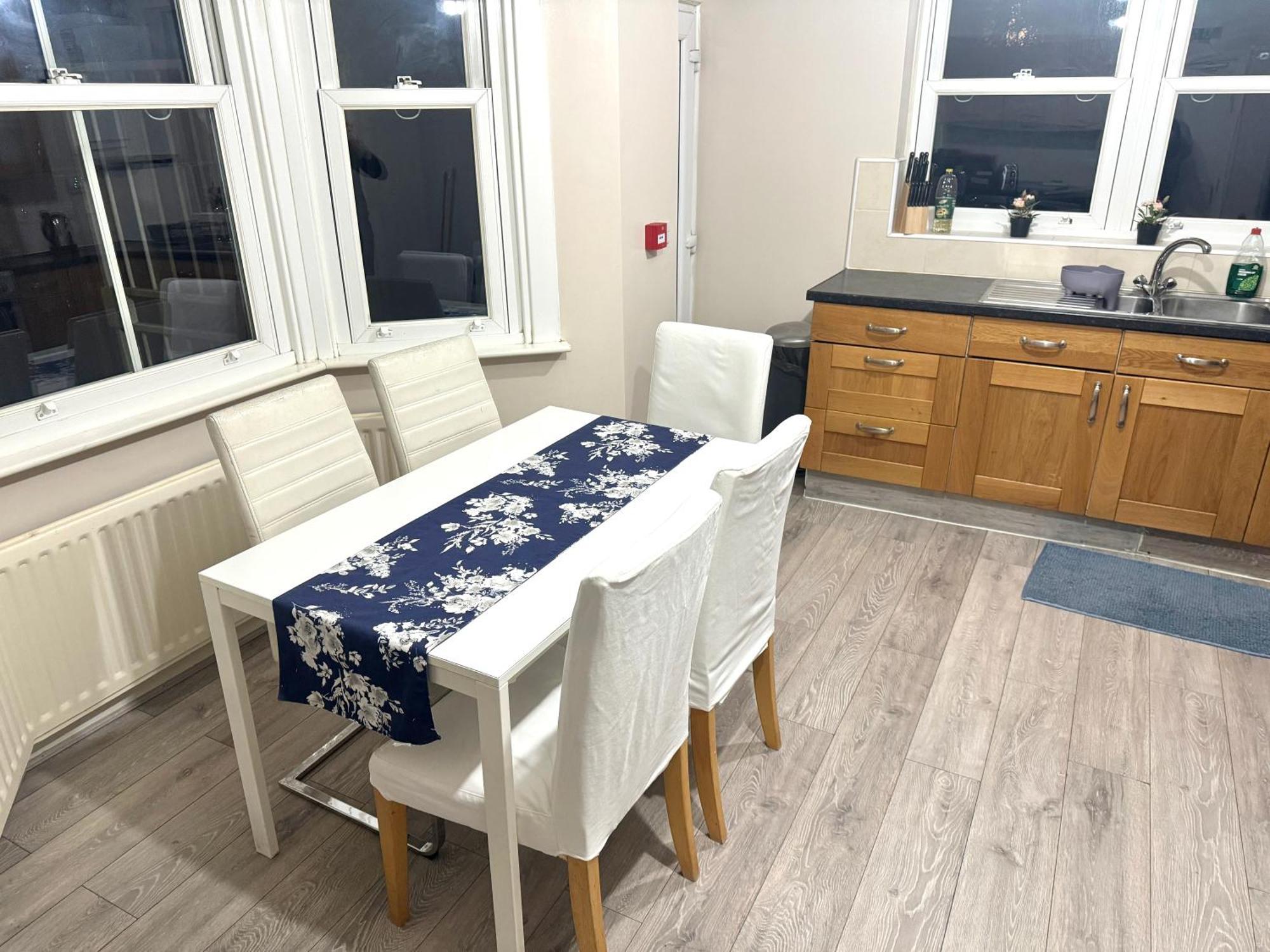 Alloggio in famiglia Private Bedrooms In Finsbury Park Station *