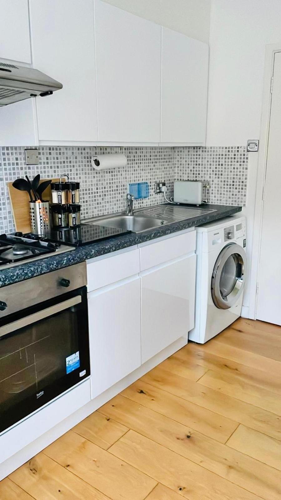 Apartment Modern Flat In Canary Wharf