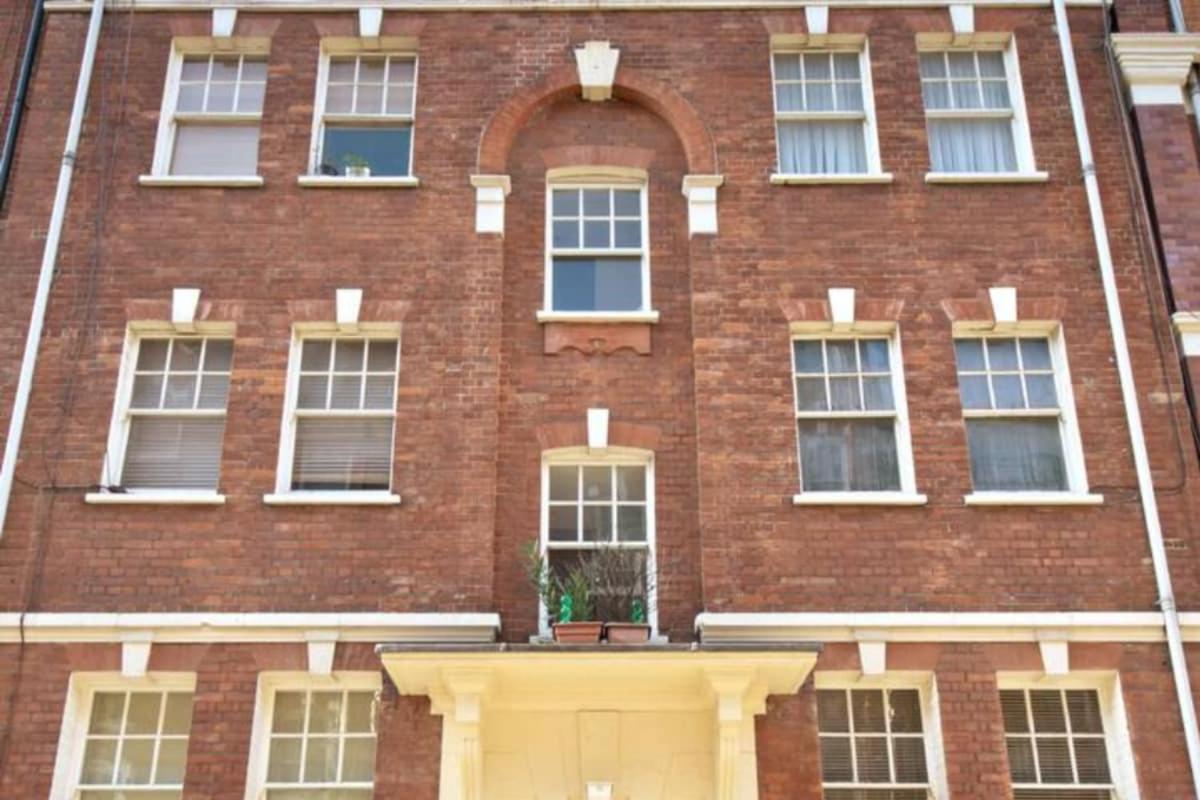 Apartment Centre Garden Flat London