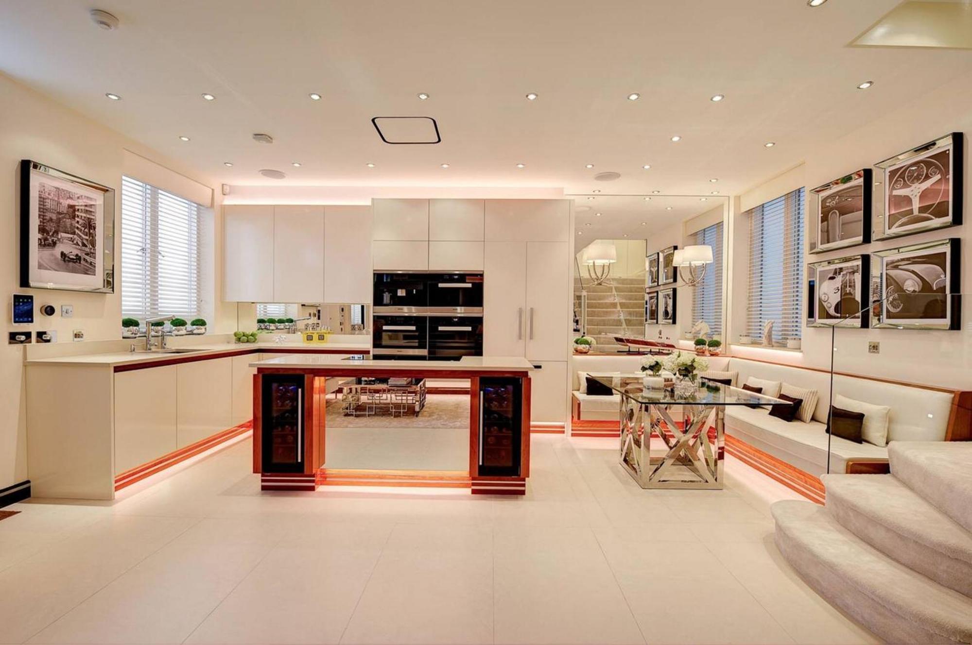 Luxurious Central Azbe Appartamento *