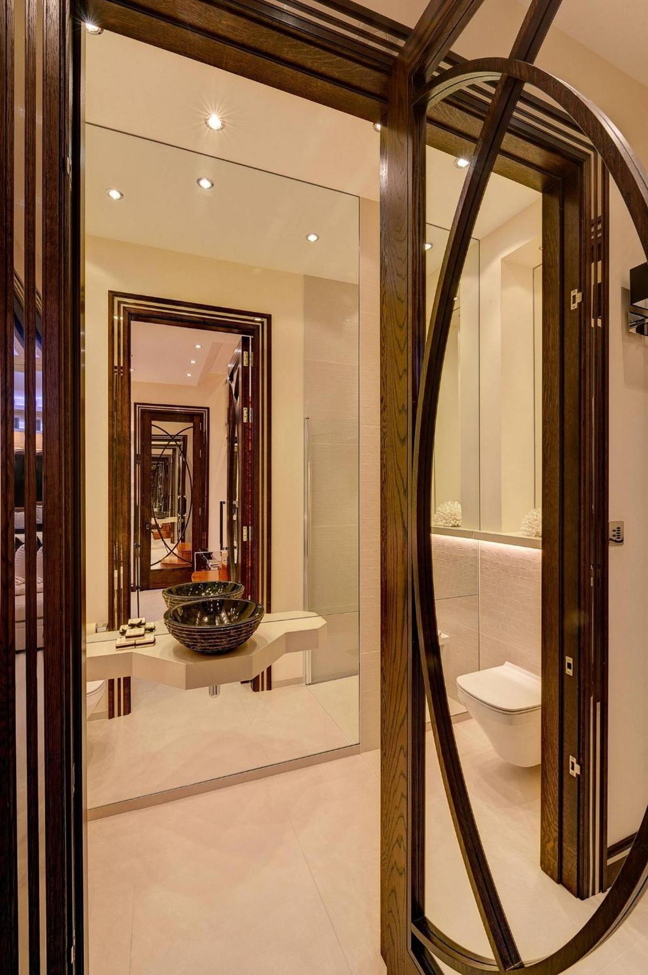 Luxurious Central Azbe Londra
