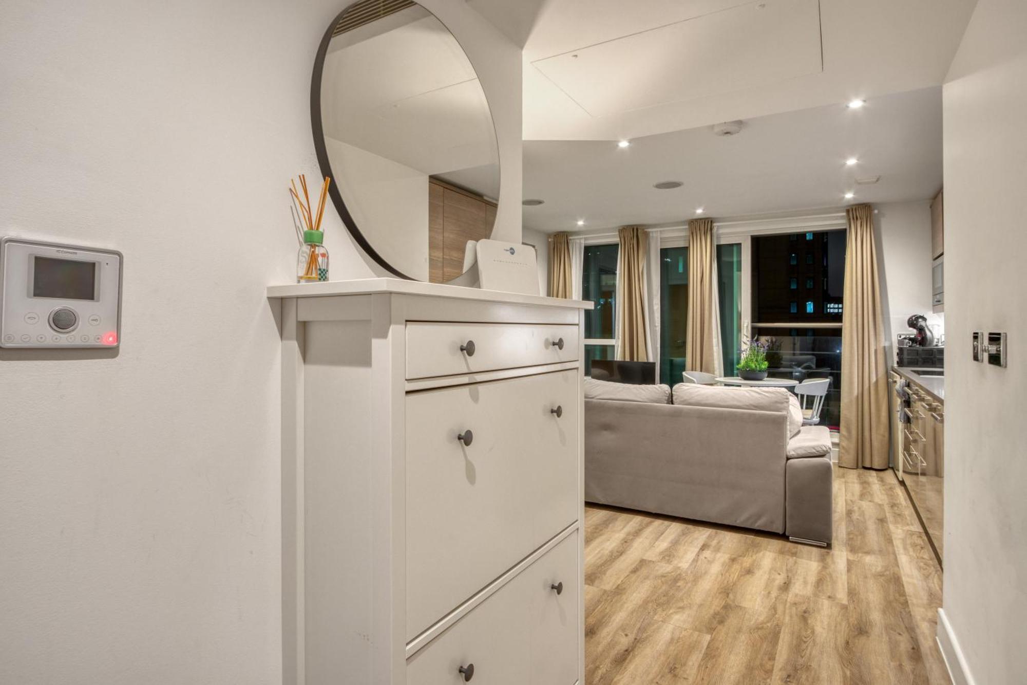 Stunning 1 Bed With Ac Next To Vauxhall Station Lägenhet