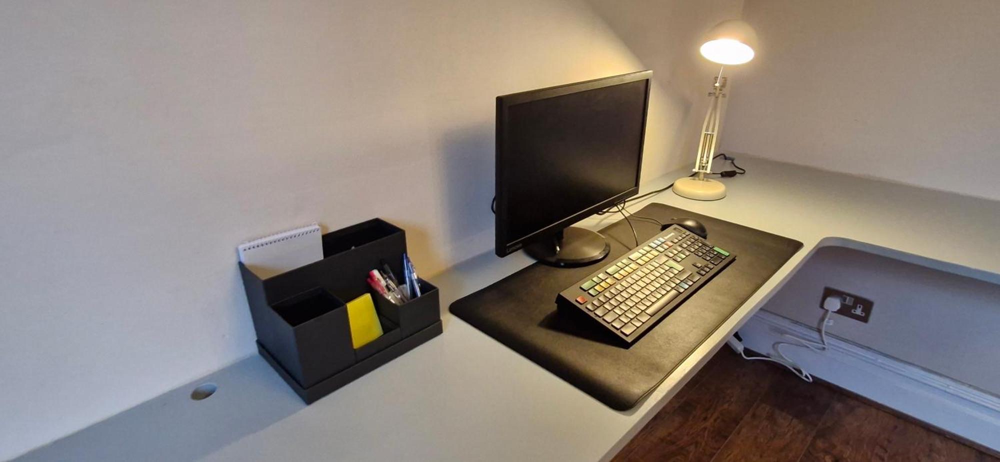 Appartamento Charming Flat In Wimbledon *