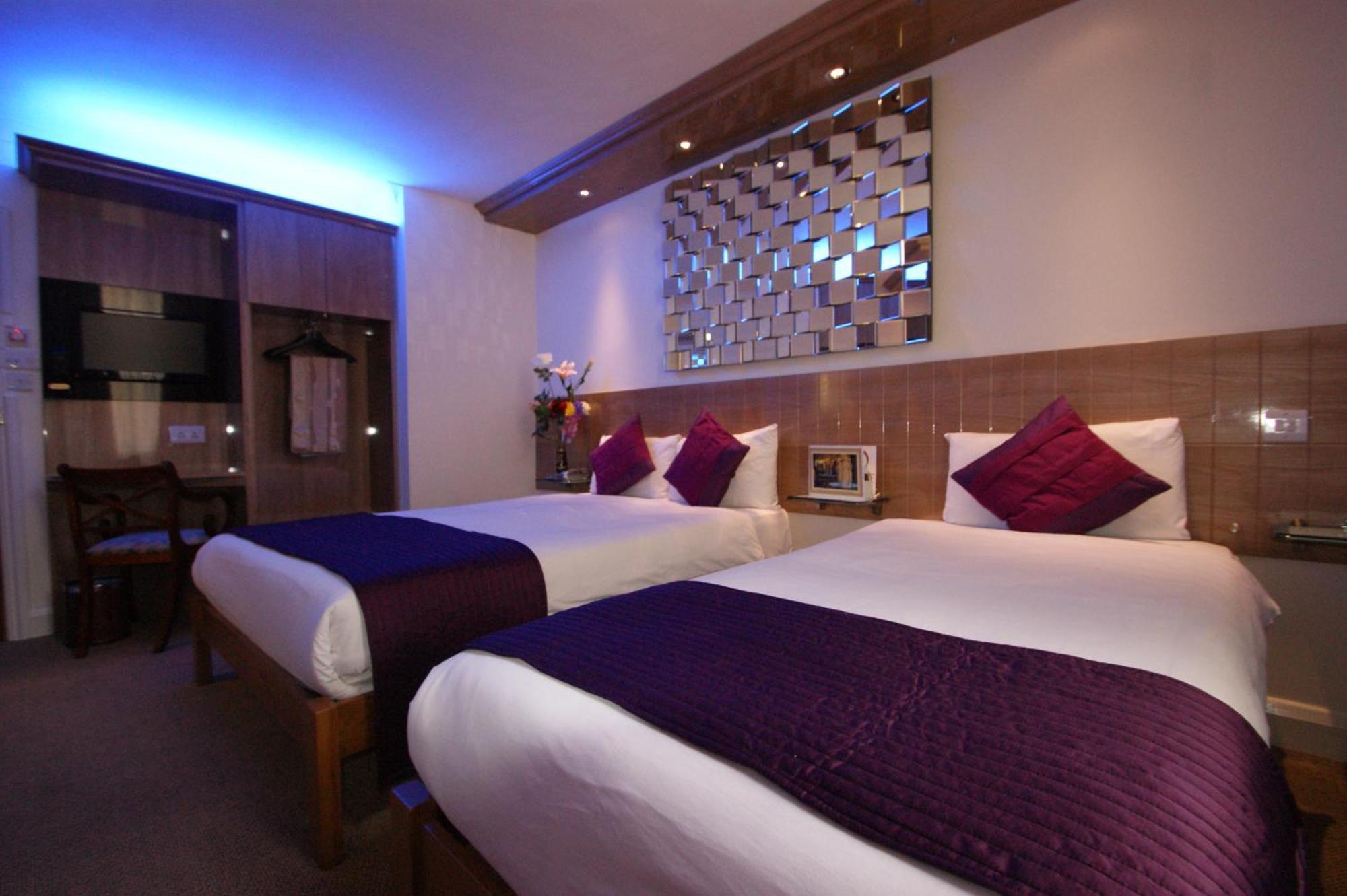 Hotell Westpoint 3*