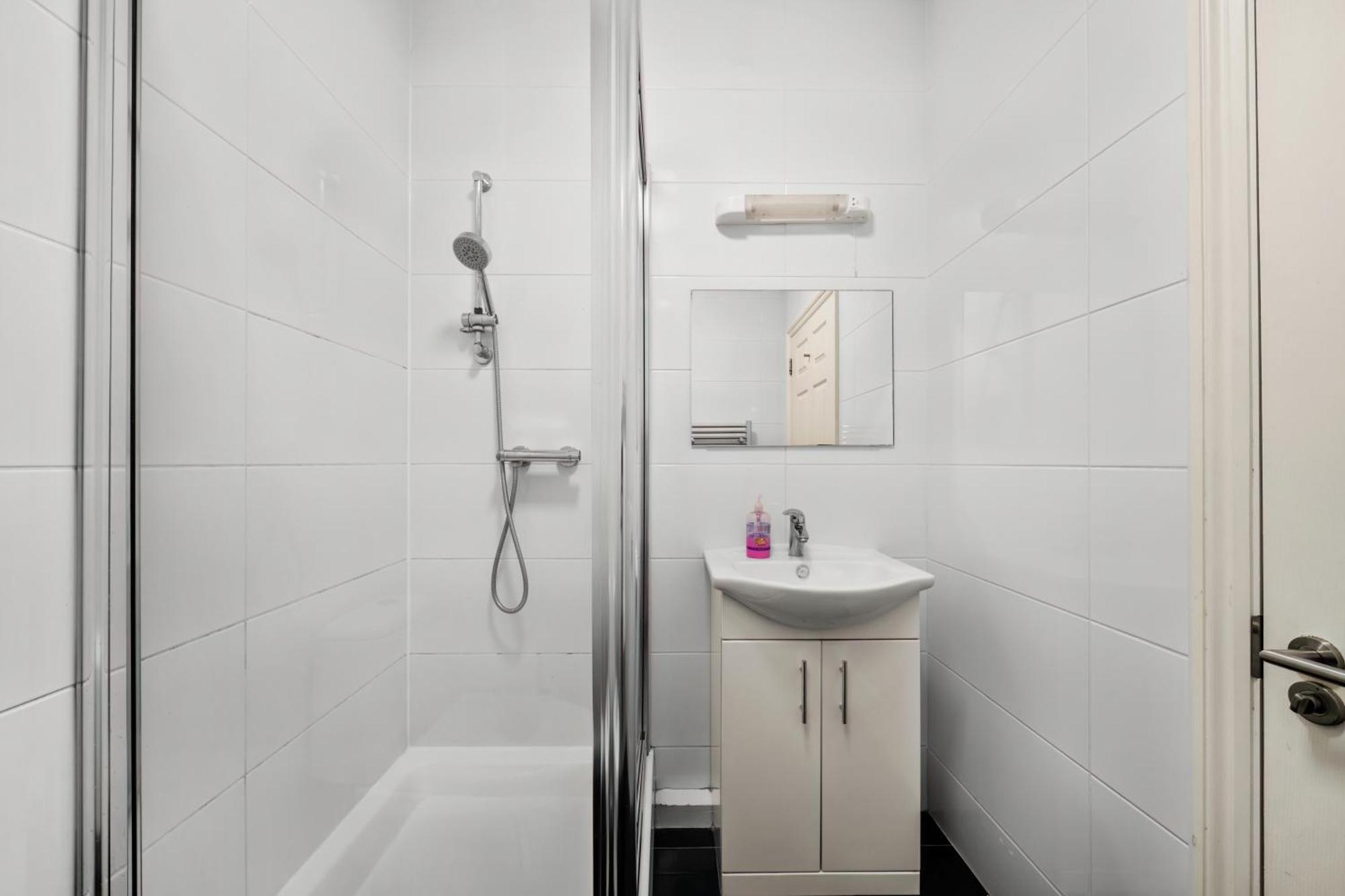Paddington Modern Apartment London