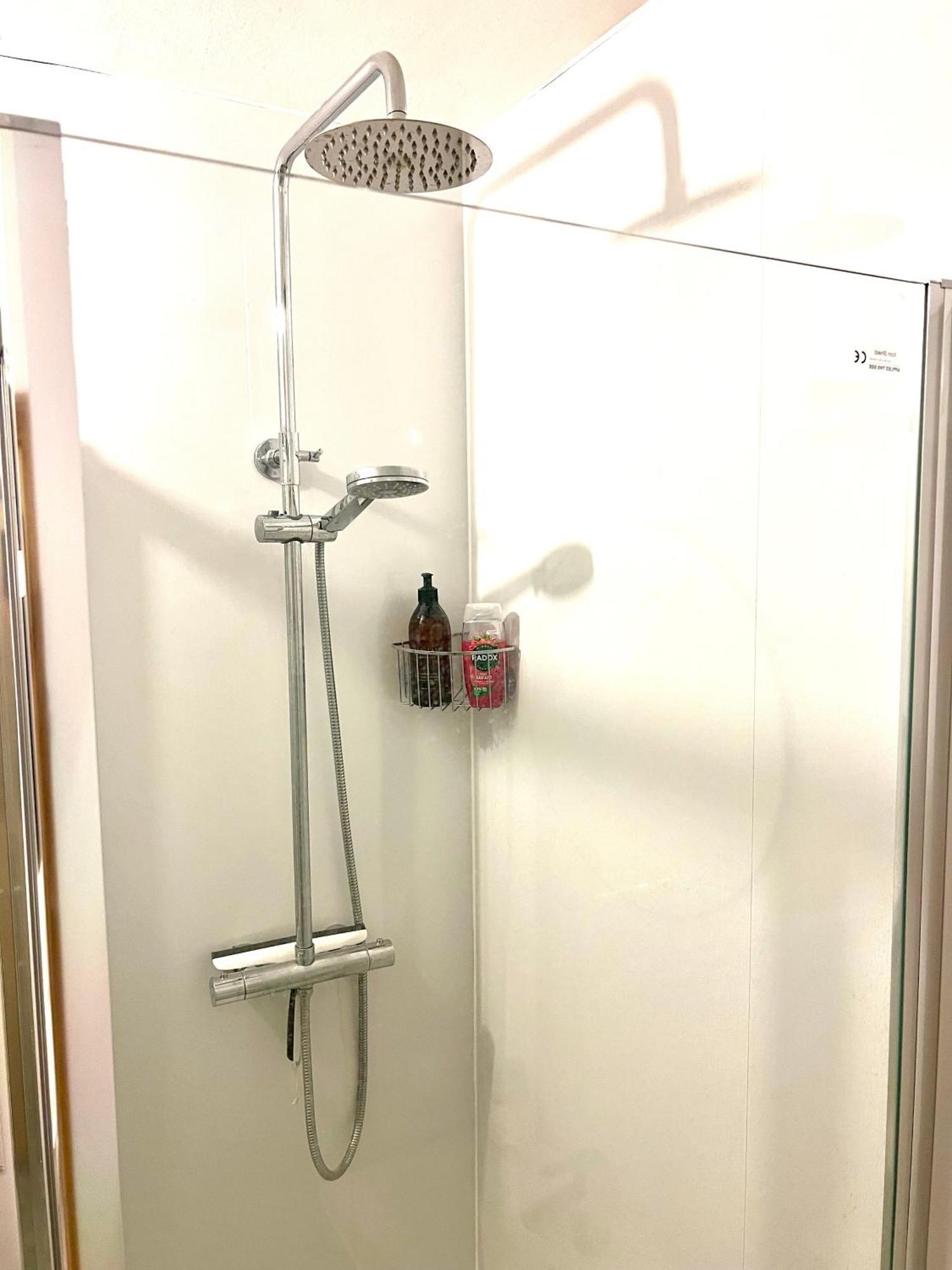 Waterloo - Private In Shared * London