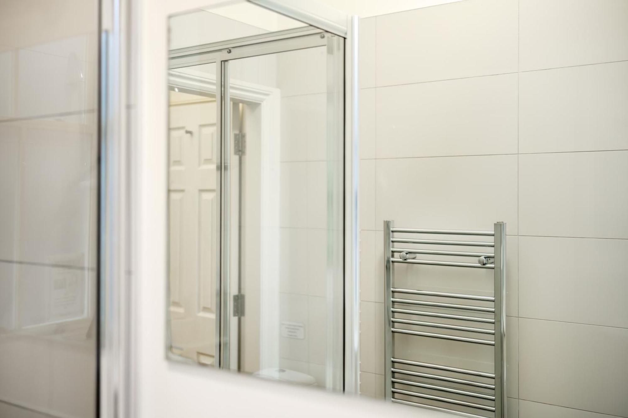 Paddington Modern Apartment London
