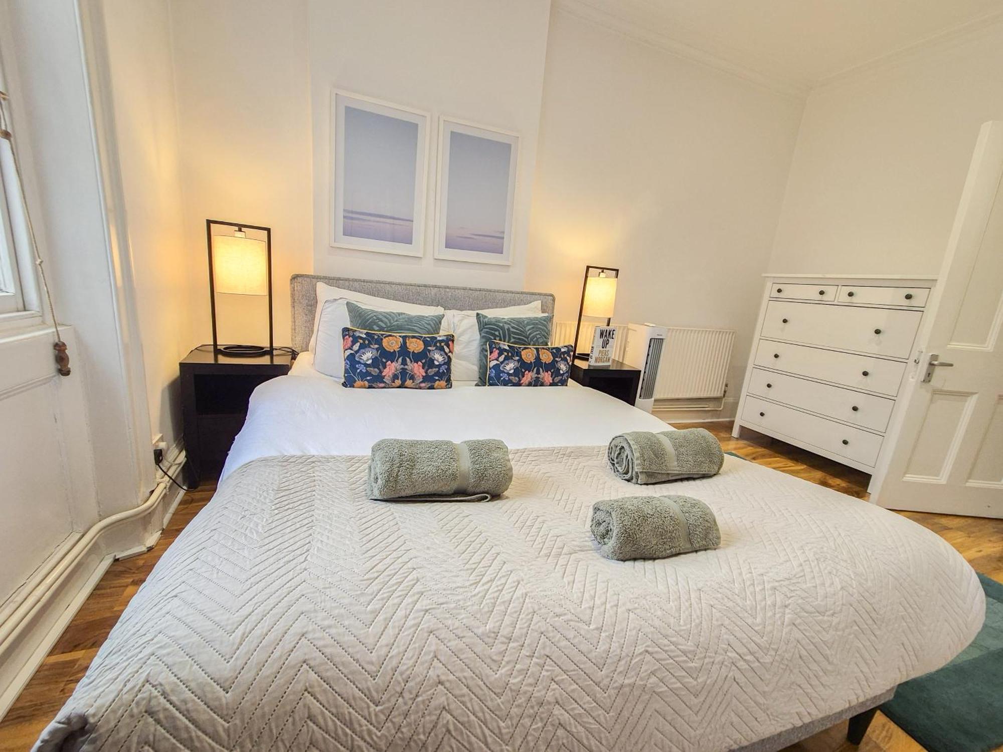 Appartement Stylish 2-bedroom Near Abbey Road, Maida Vale Londen