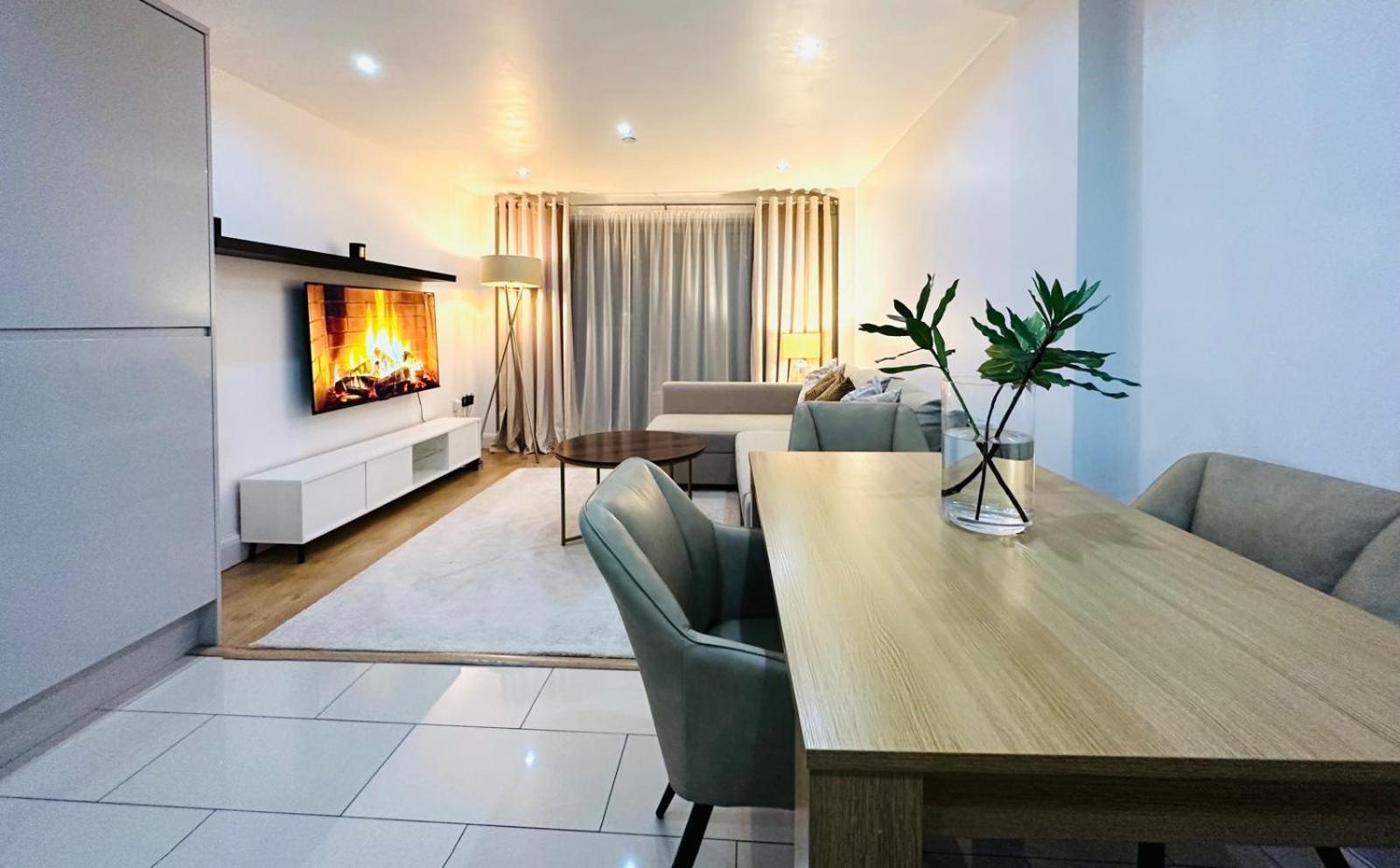 Westferry Deluxe Penthouse * Londres
