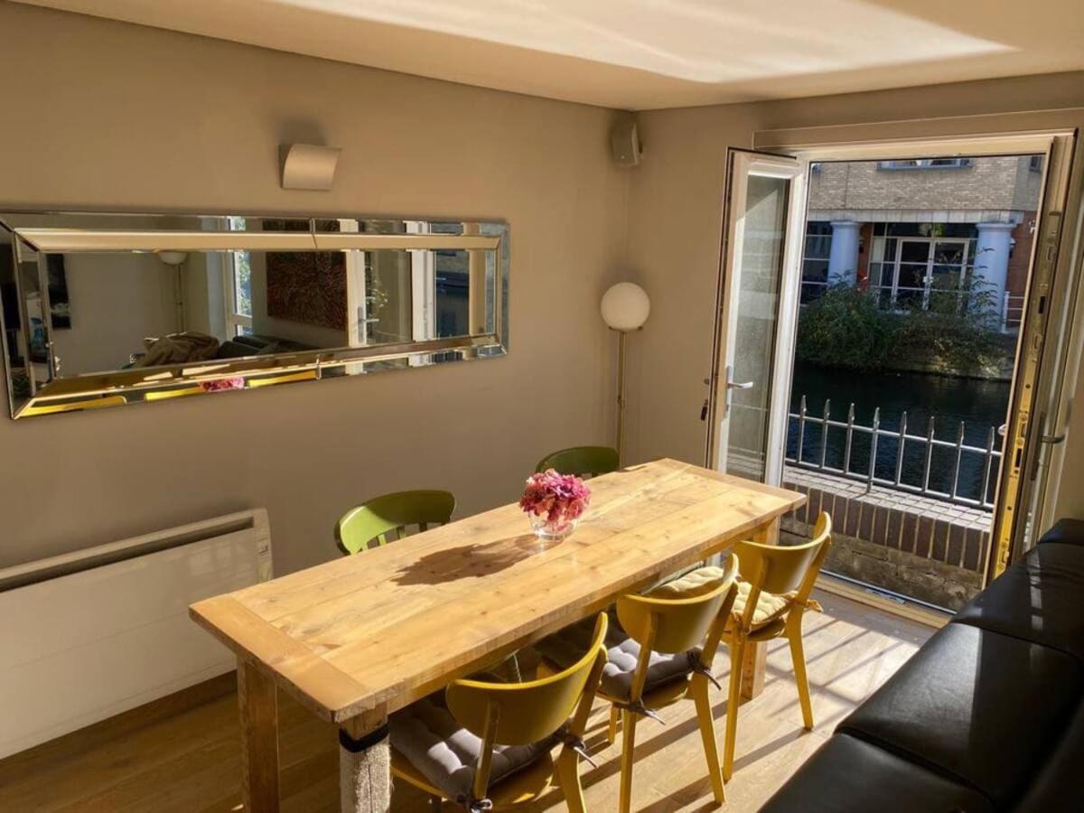 Modern Flat On Regent's Canal Appartement Londen