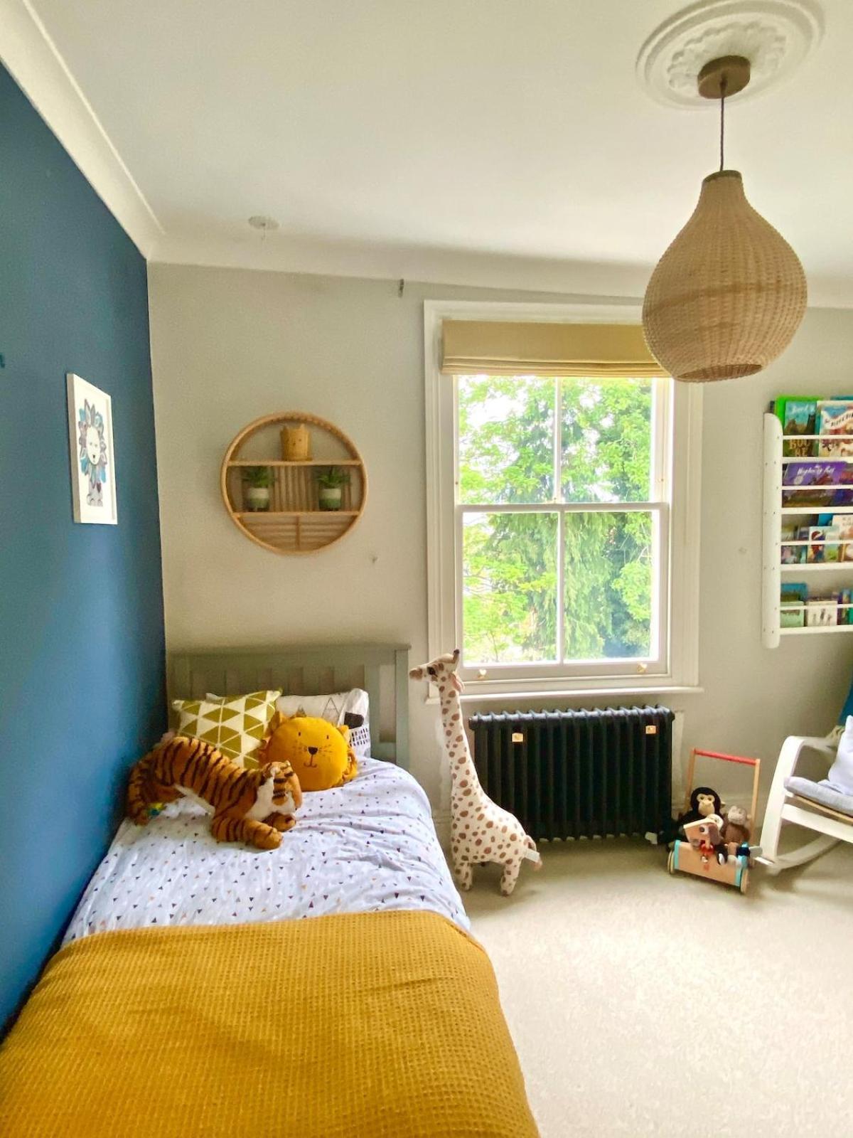 4 Bedroom Newly Renovated London