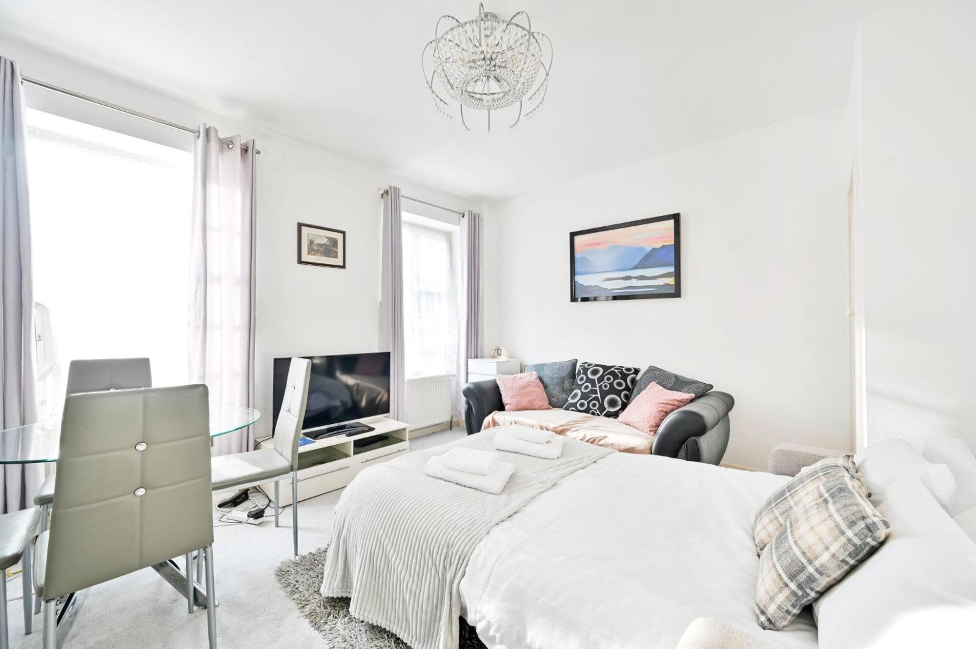 Westminster Flat For Families & Business Travelers, Steps To Landmarks! Lejlighed London