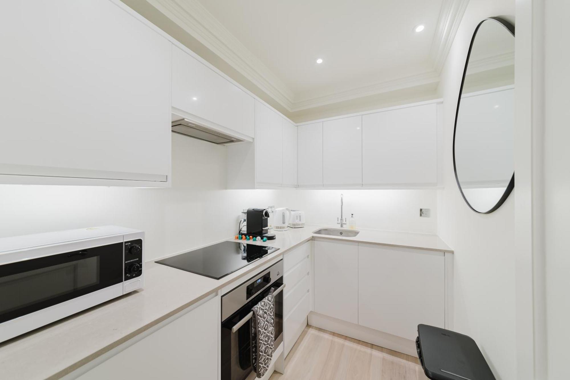 Great Location Luxury - Harrods Apartment